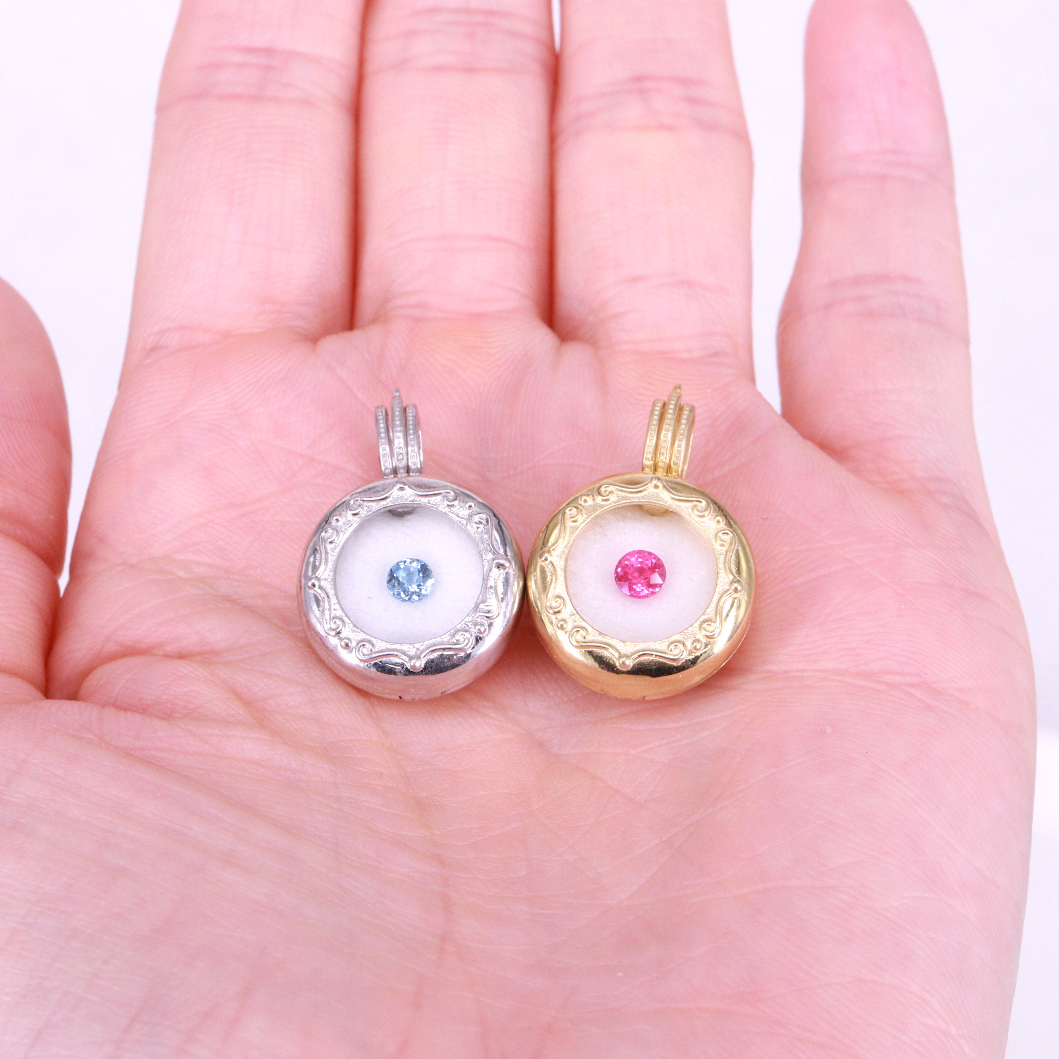 Medeo -Luna- ペンダント