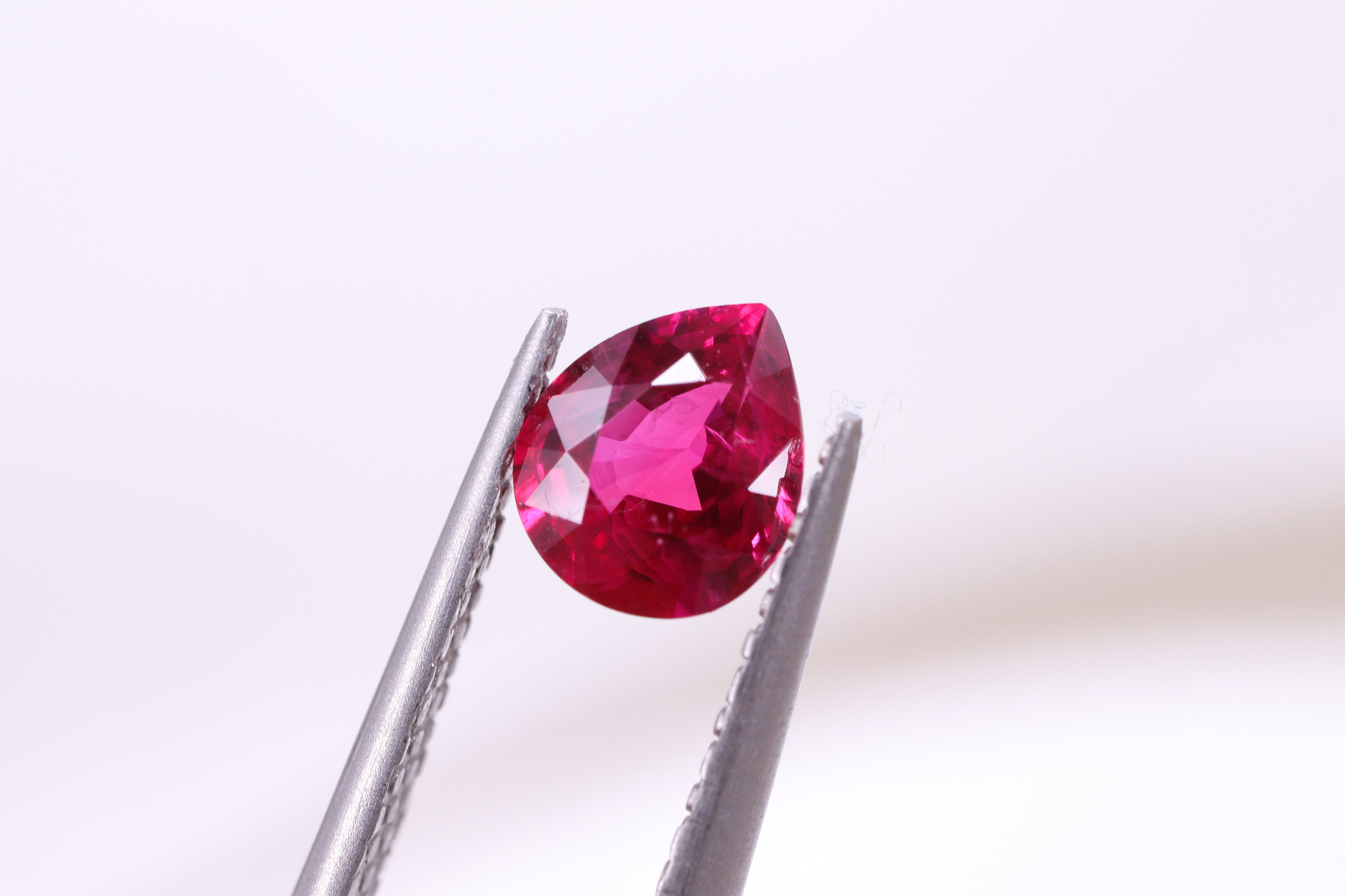 ルビー0.70ct