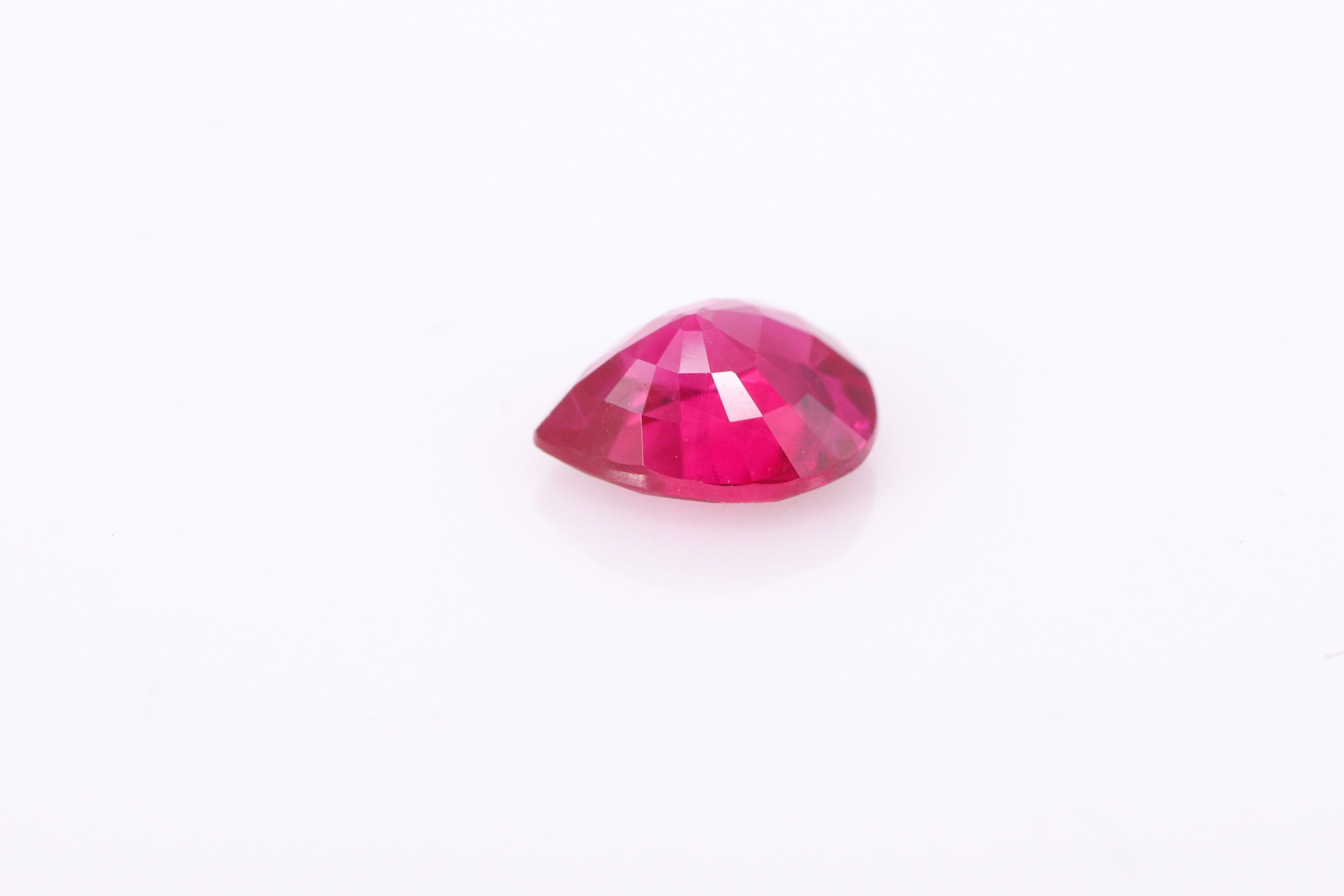 ルビー0.70ct