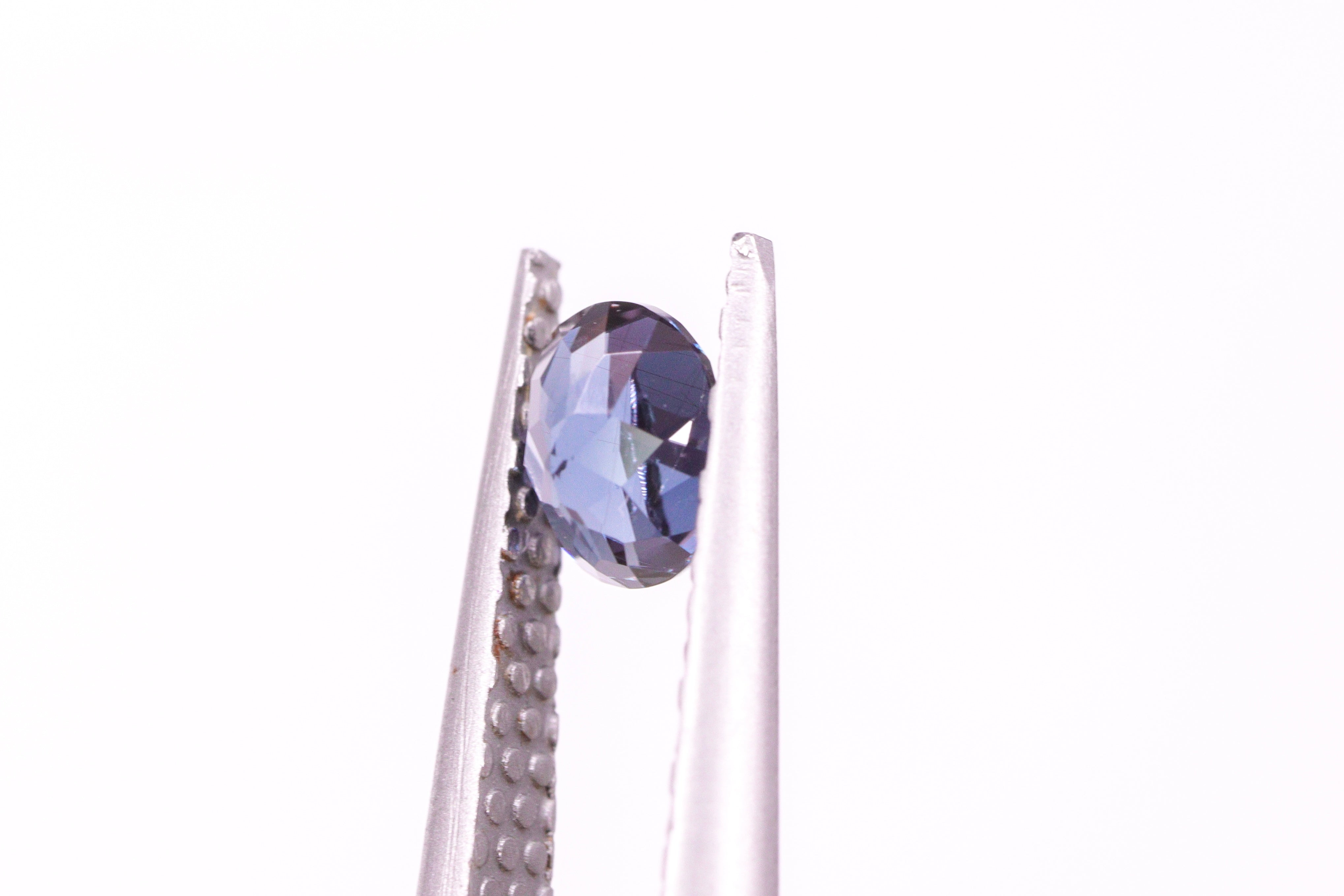 ☆ベキリーブルー☆カラーチェンジガーネット 0.46ct