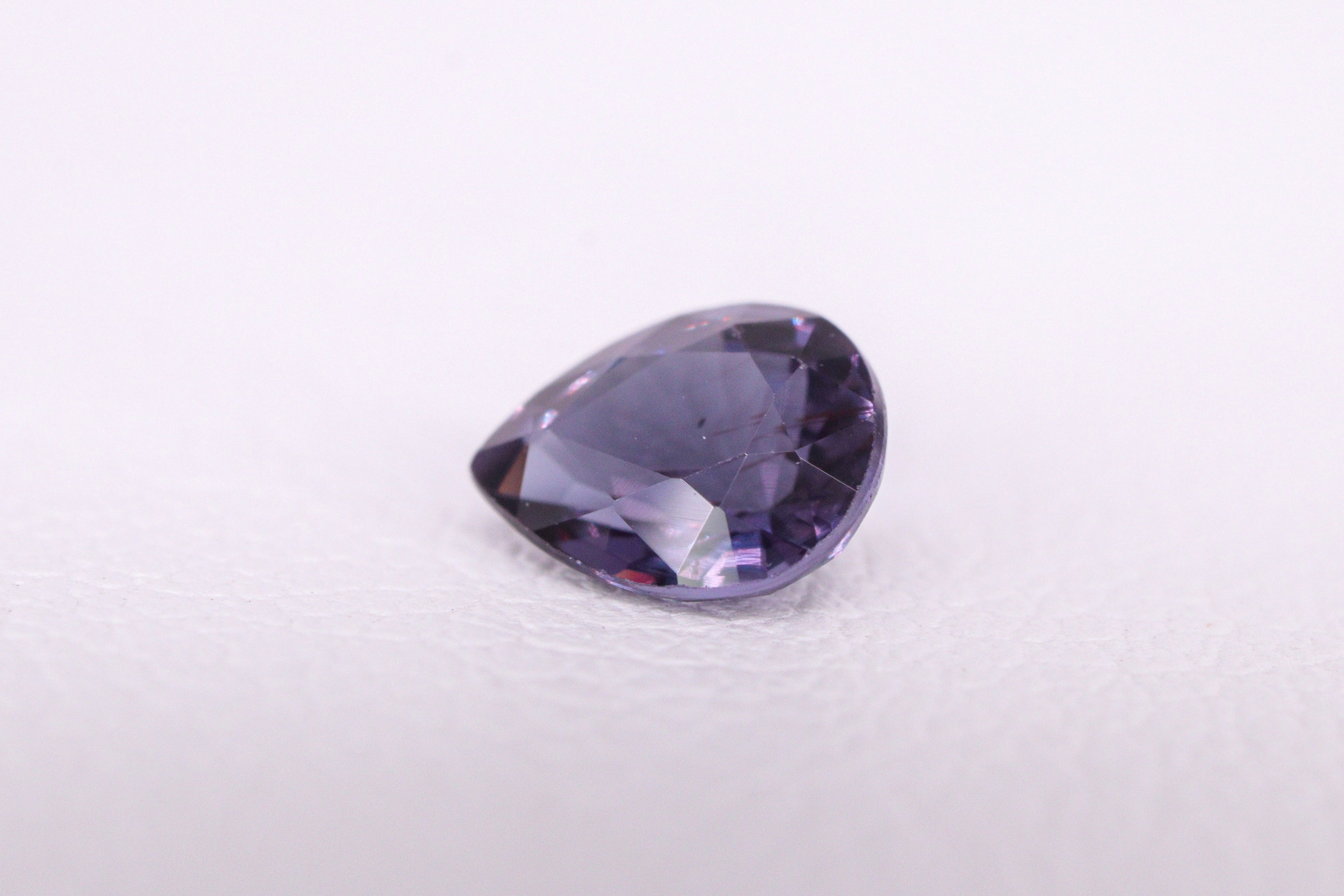 ☆ベキリーブルー☆カラーチェンジガーネット 0.41ct