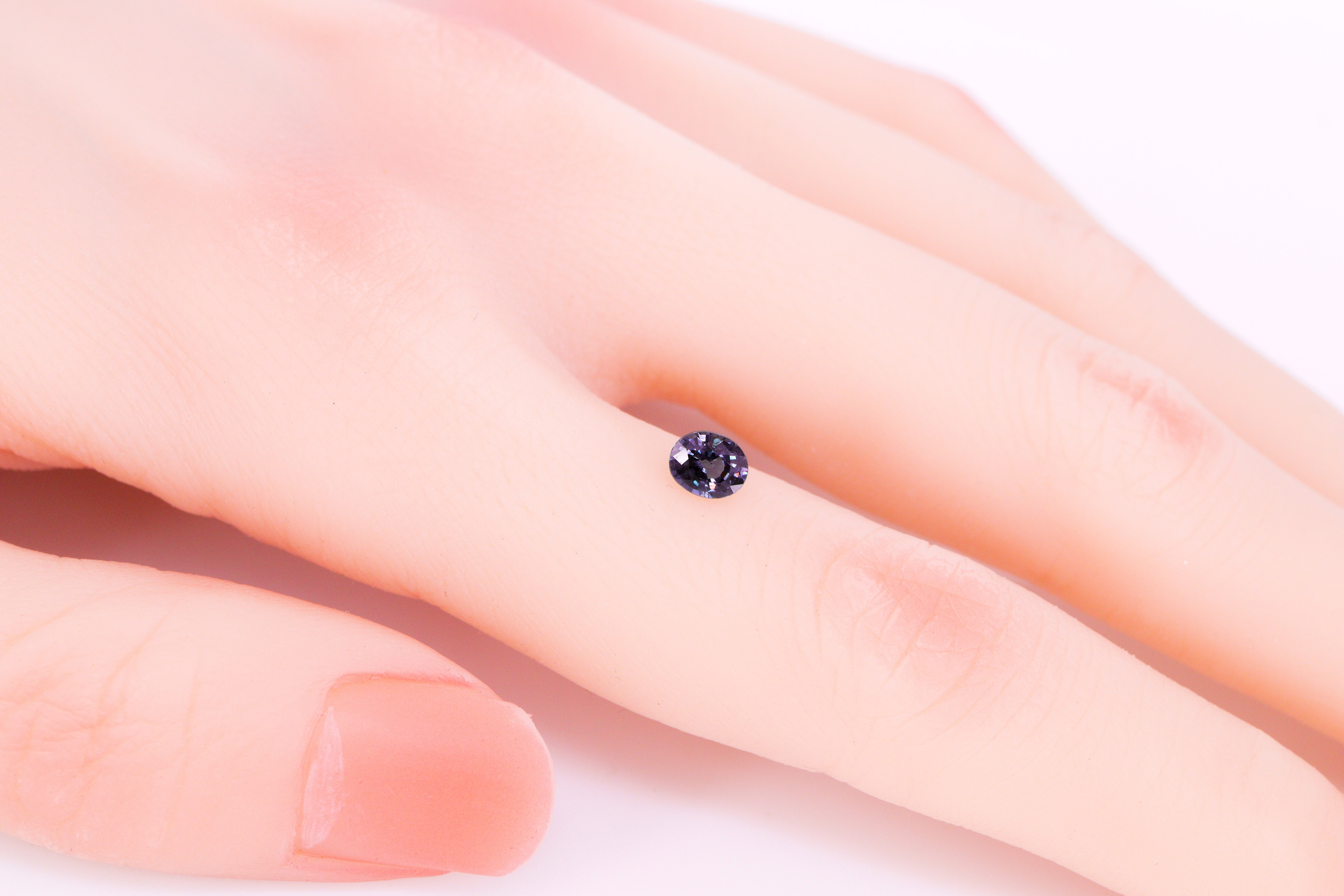 ☆ベキリーブルー☆カラーチェンジガーネット 0.63ct