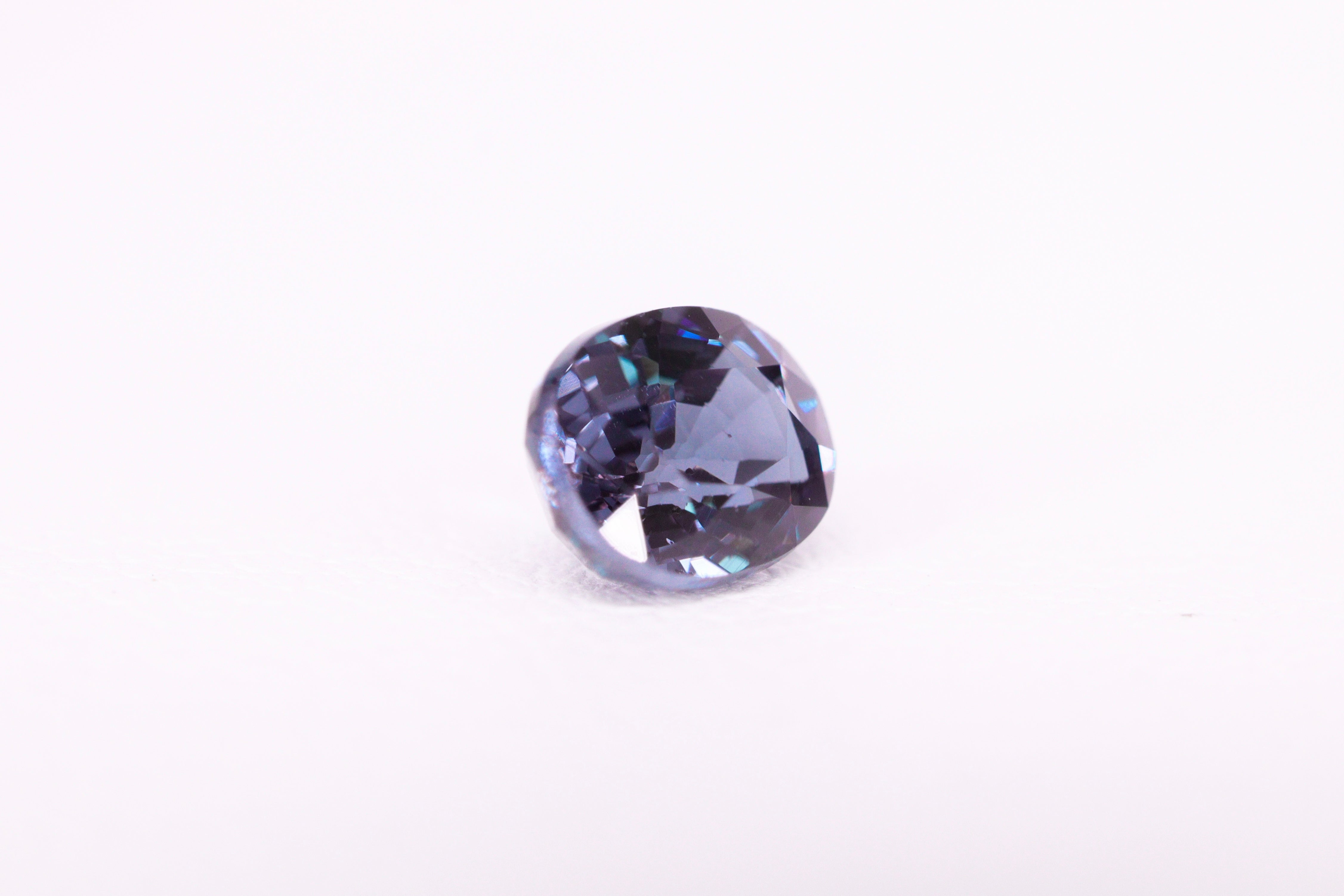 ☆ベキリーブルー☆カラーチェンジガーネット 0.63ct