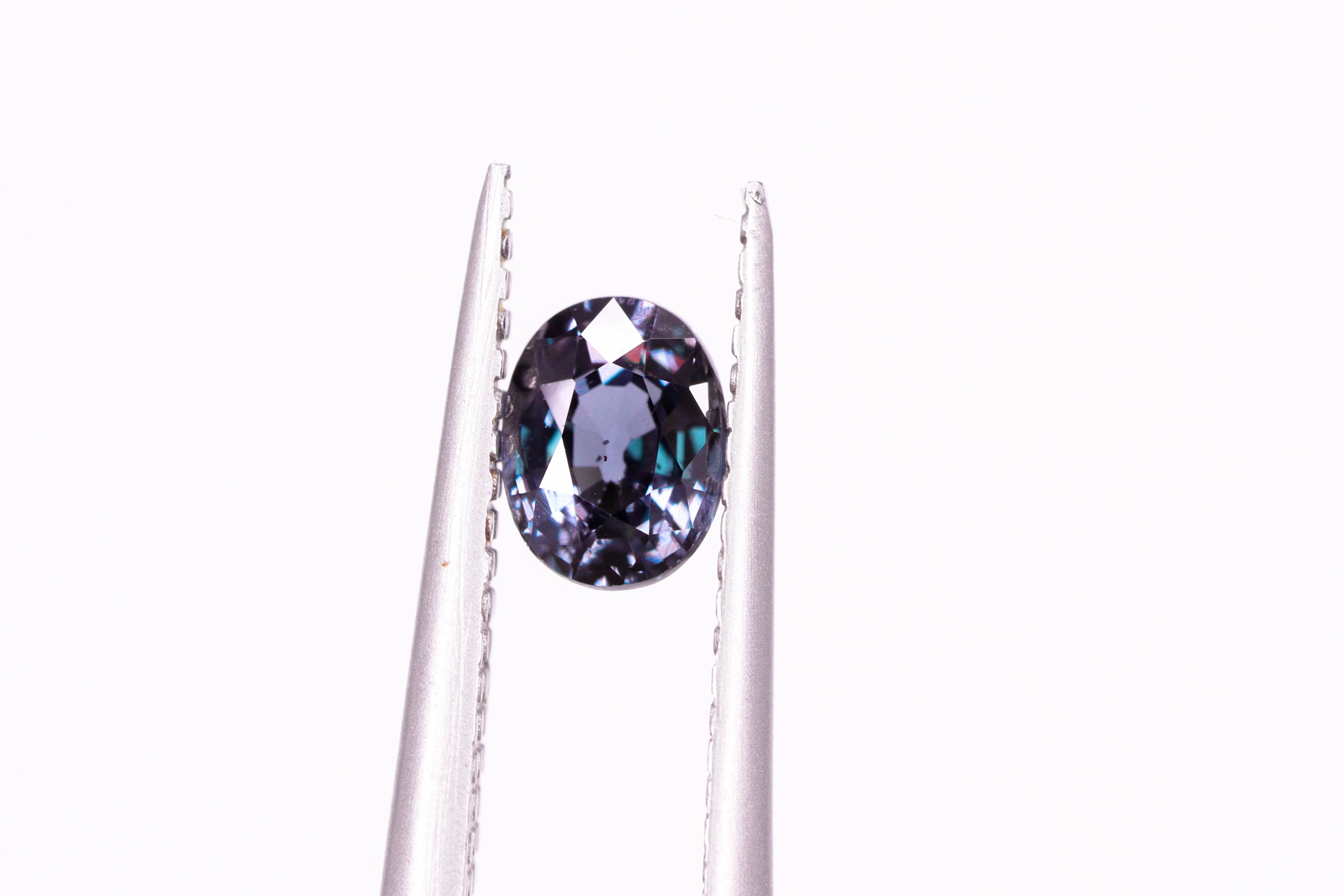 ☆ベキリーブルー☆カラーチェンジガーネット 0.63ct