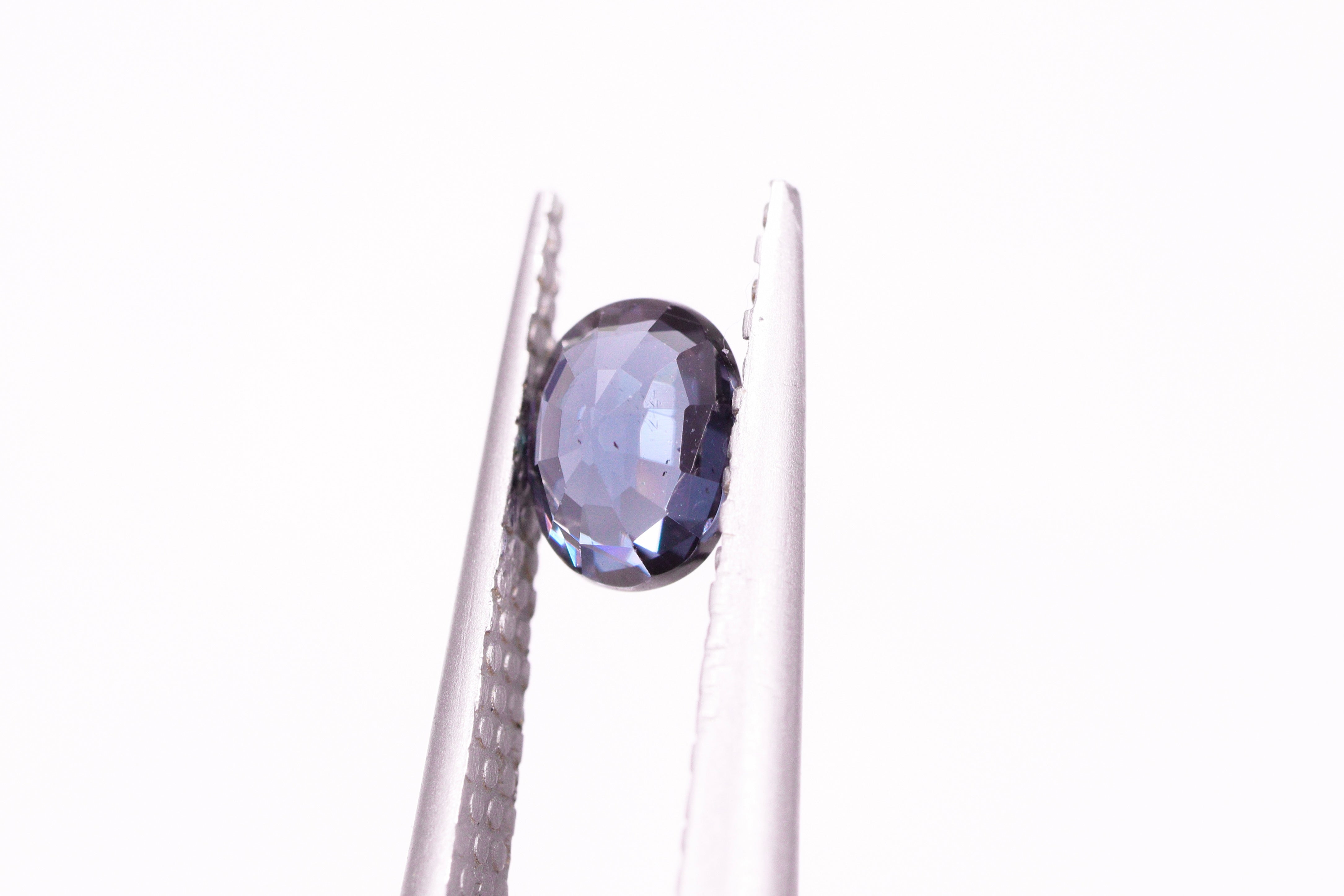 ☆ベキリーブルー☆カラーチェンジガーネット 0.63ct