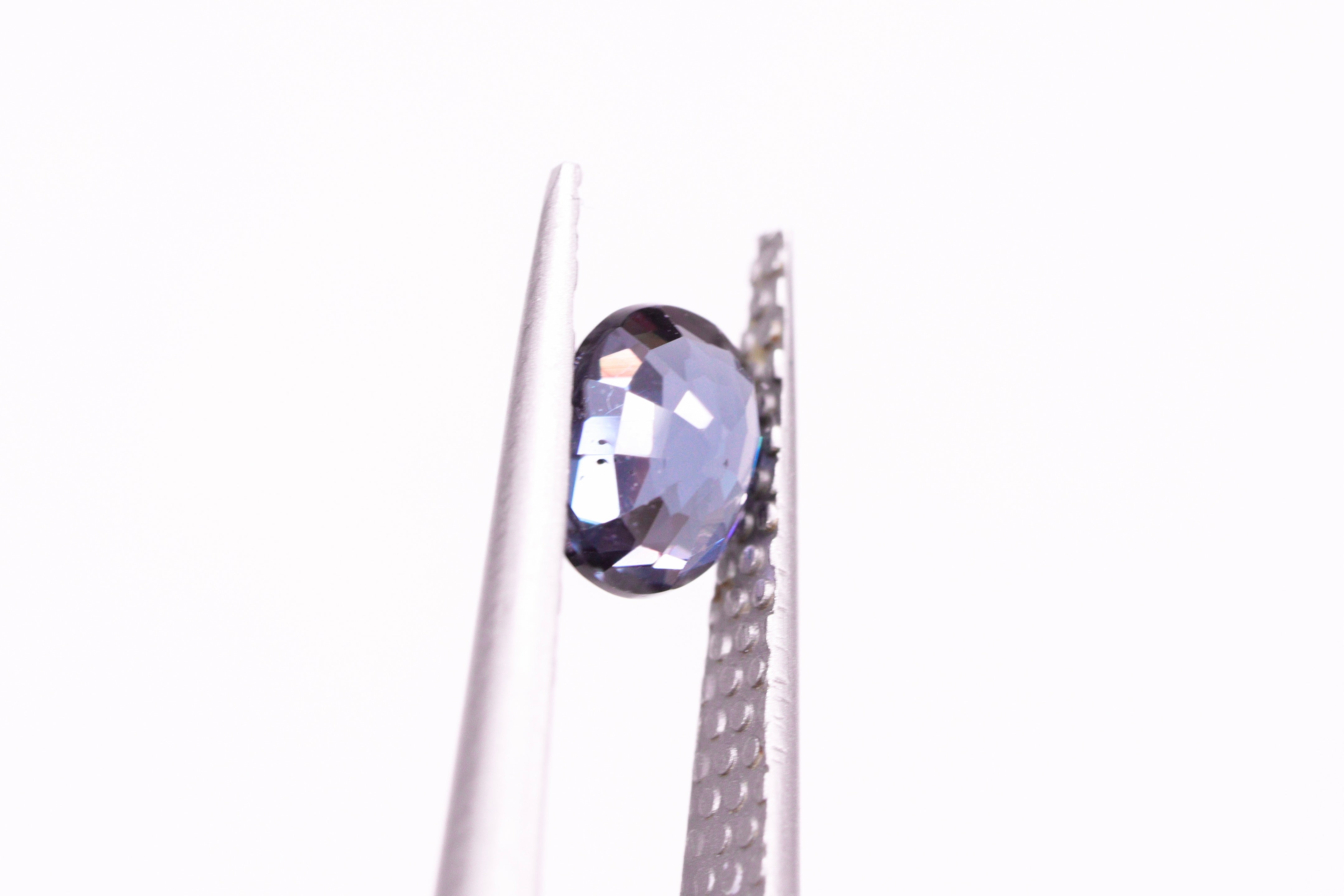 ☆ベキリーブルー☆カラーチェンジガーネット 0.63ct