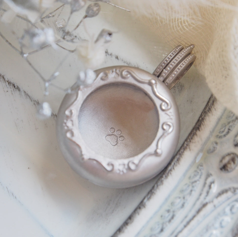 ⭐︎限定販売⭐︎肉球Medeo ペンダント