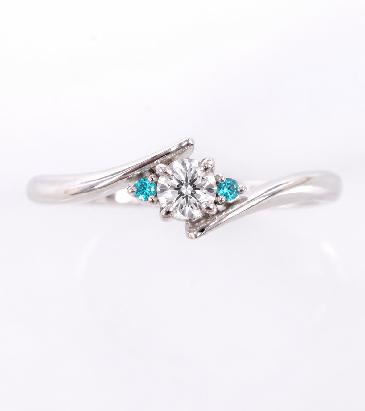 【特別提供品】ダイヤモンド0.3ct × パライバトルマリン コラボレーションリング