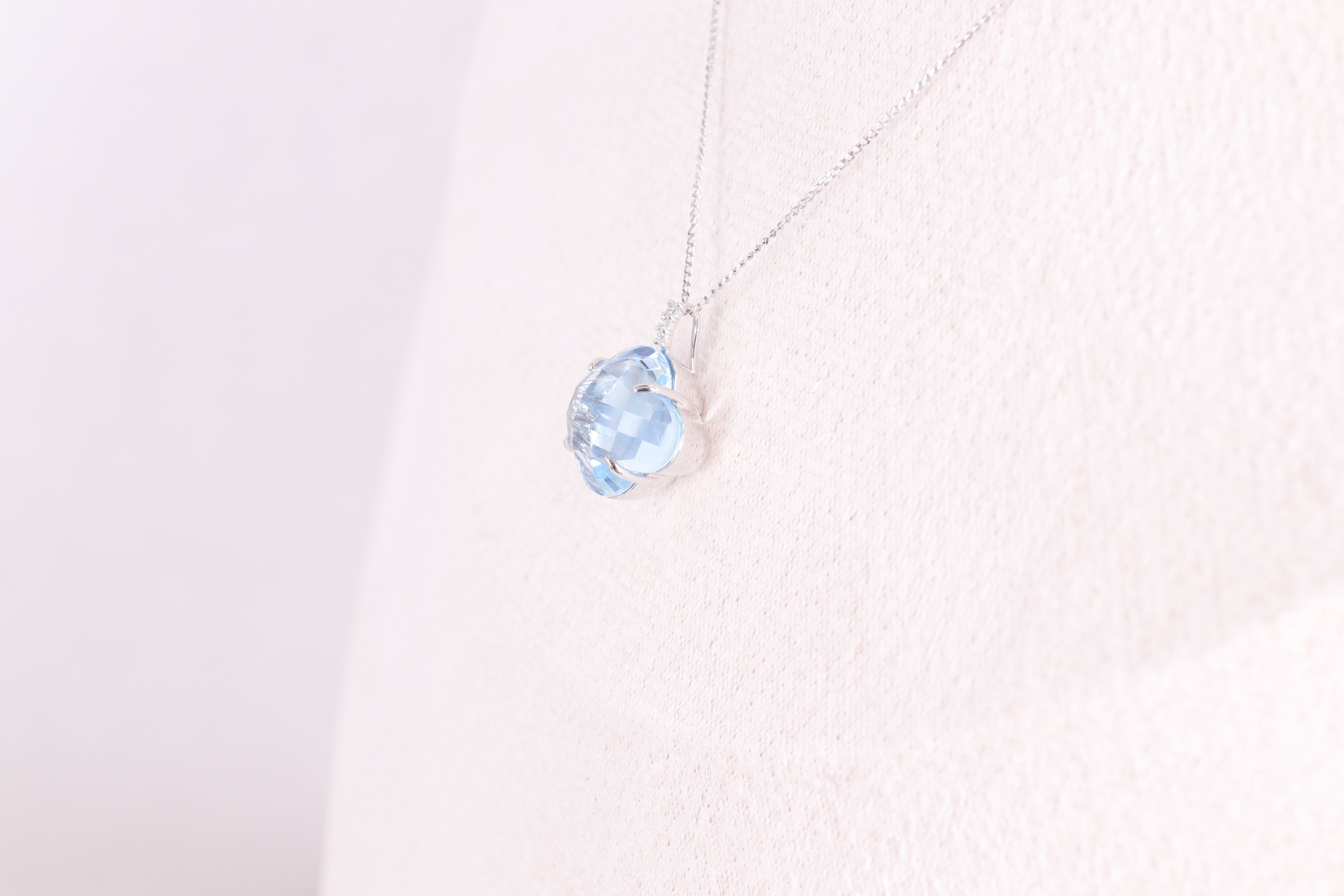 50％OFF ブルートパーズ Pt900 ペンダント