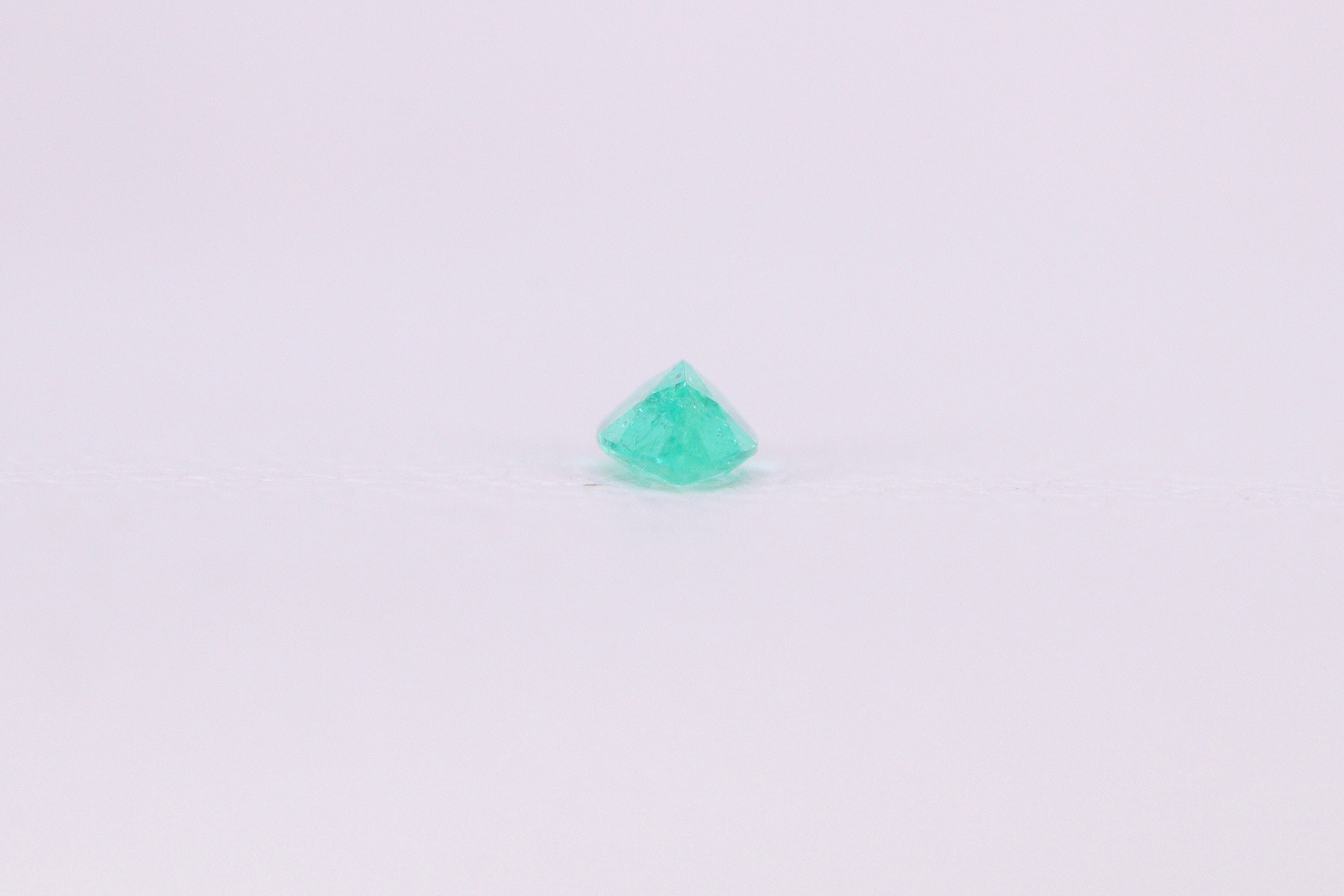 パライバトルマリン0.067ct  【AR400】