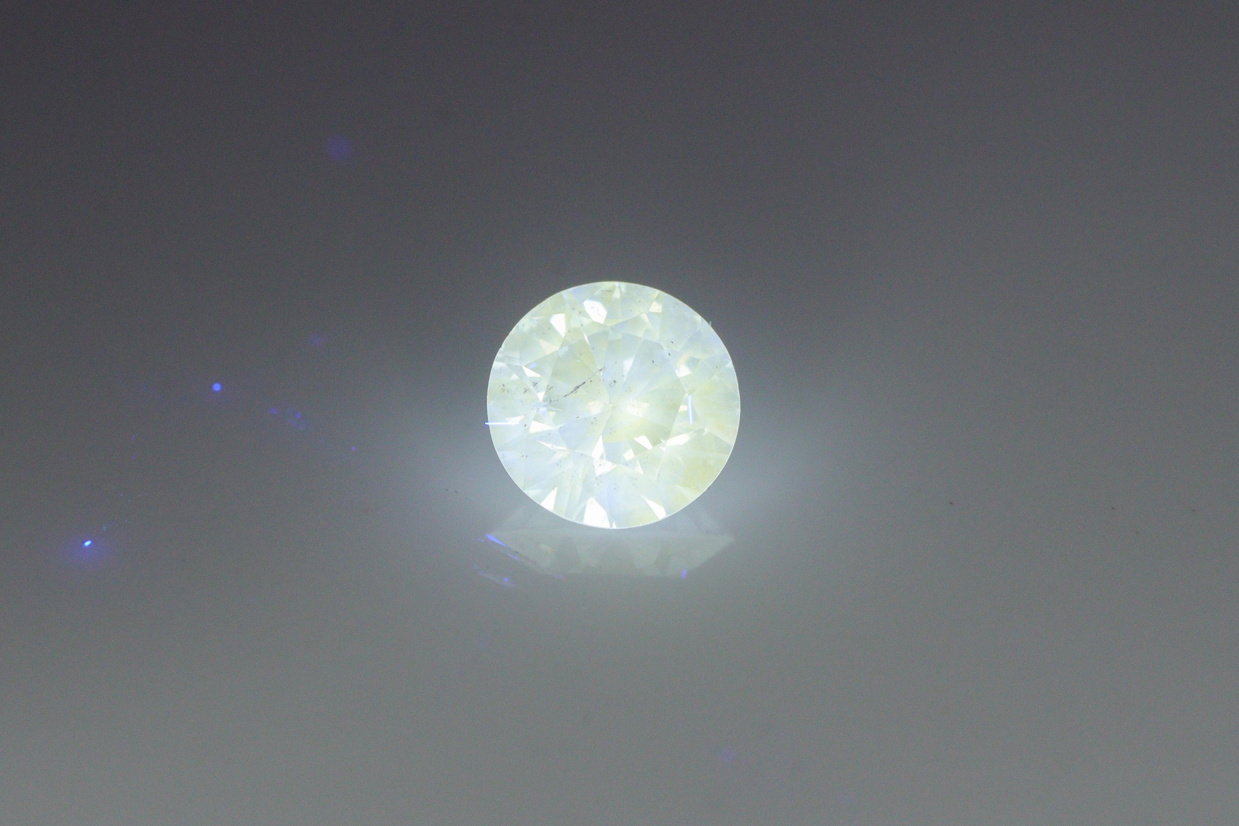 カメレオンダイヤ0.152ct 【AR753】