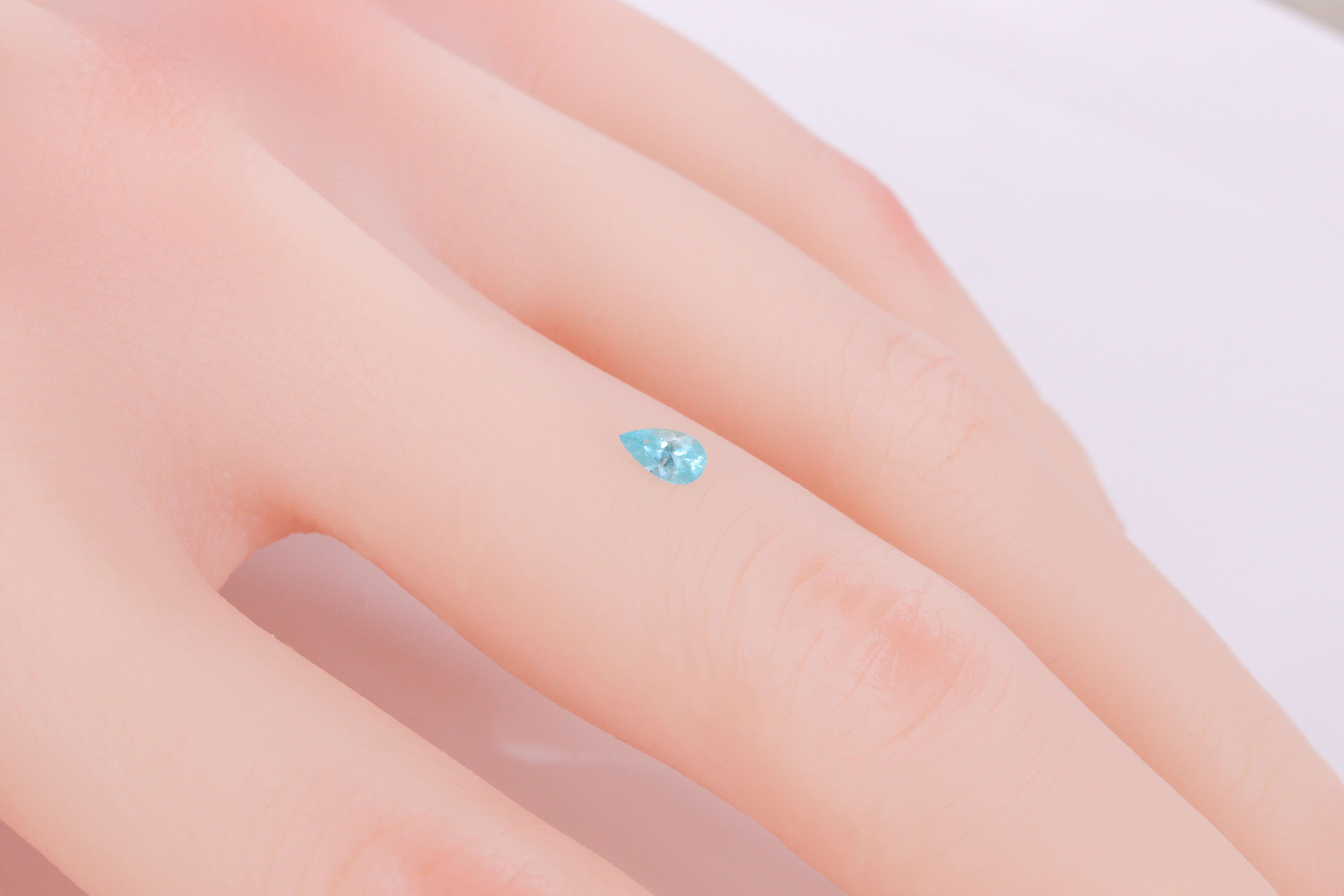 パライバトルマリン0.165ct 【AR1014】