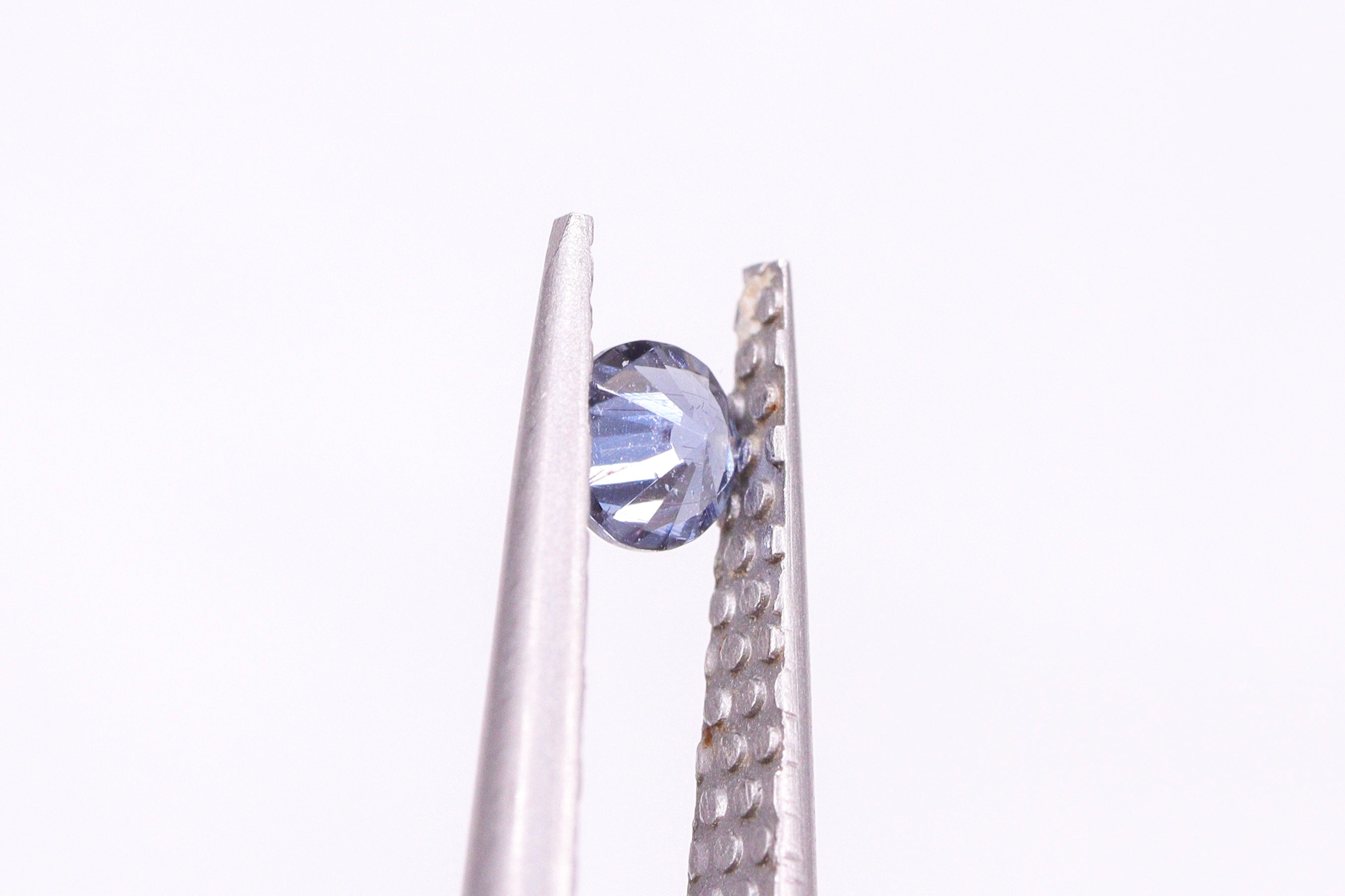 ベキリーブルーガーネット 0.13ct