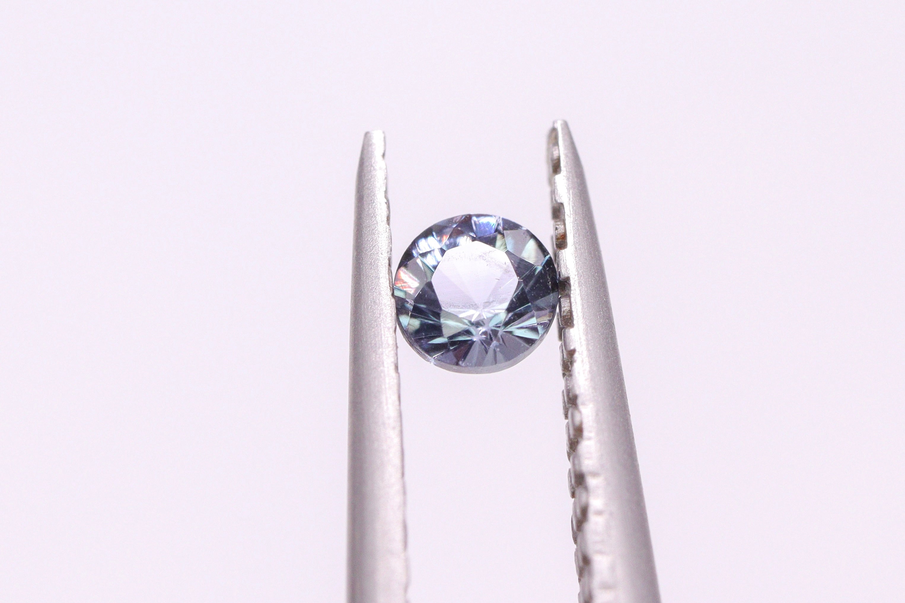 ベキリーブルーガーネット 0.14ct