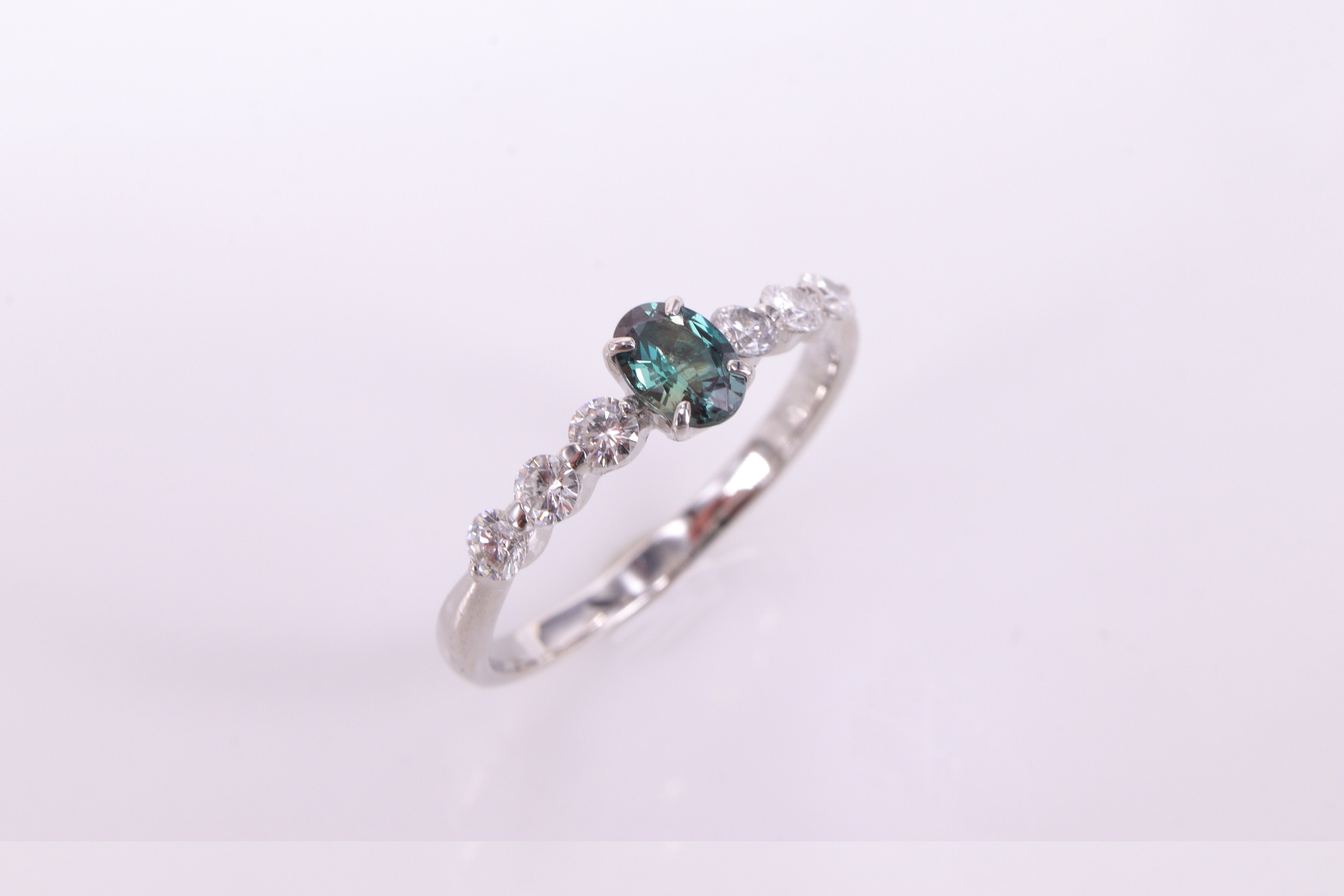 【新春特別価格】アレキサンドライト Pt900 リング