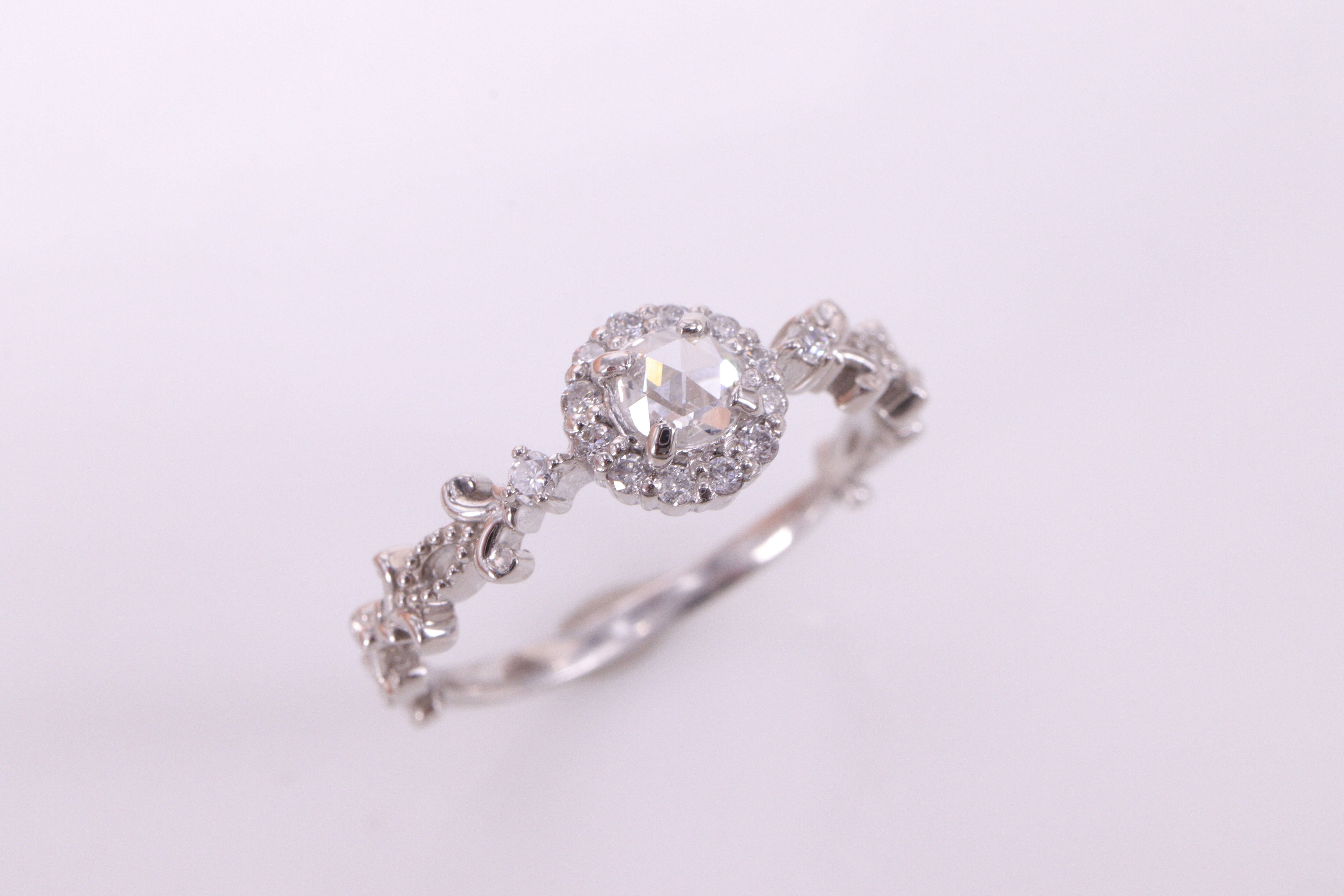 【新春特別価格】ローズカットダイヤモンド Pt950 リング