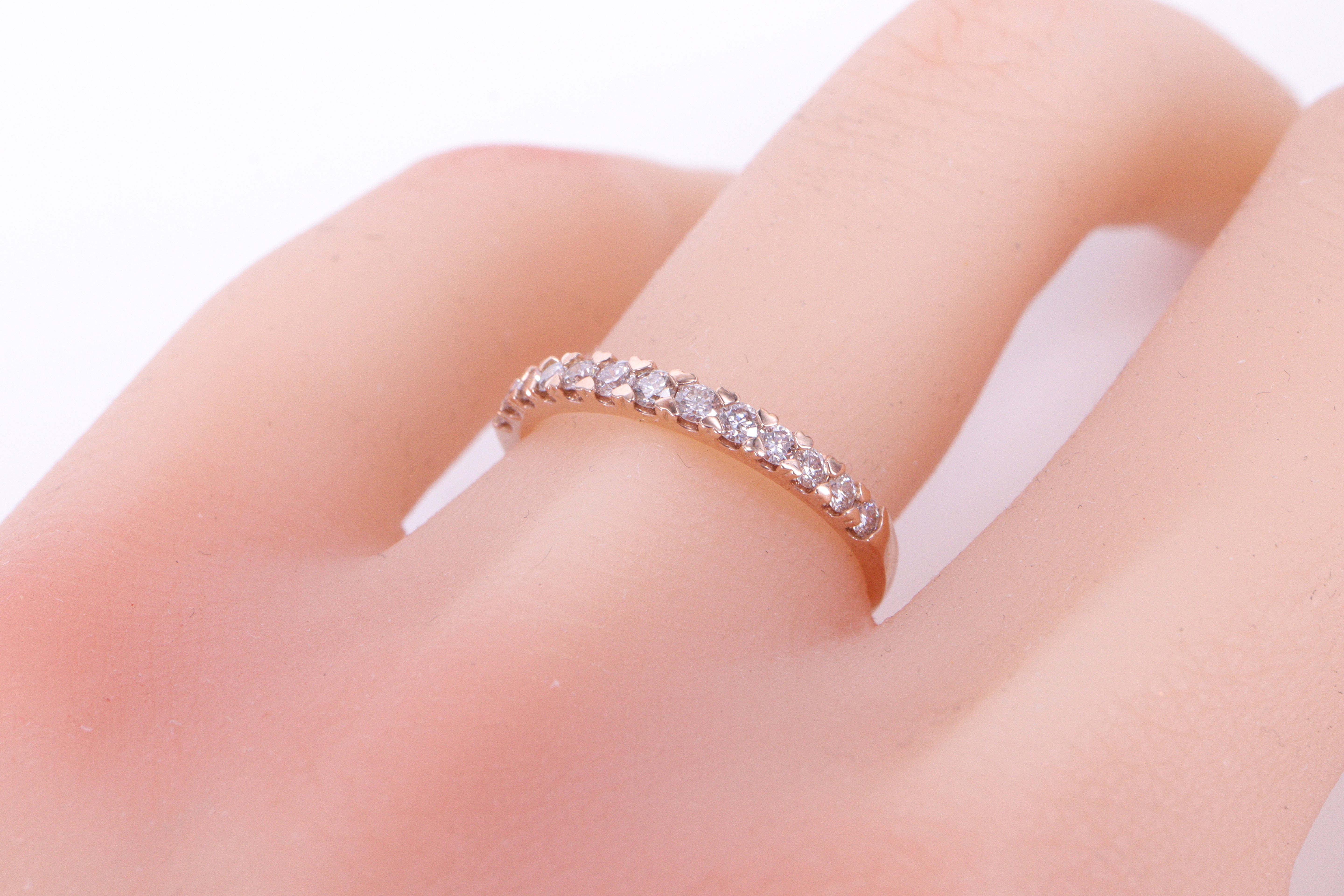 ダイヤモンド ♡爪 Pt950  エタニティーリング