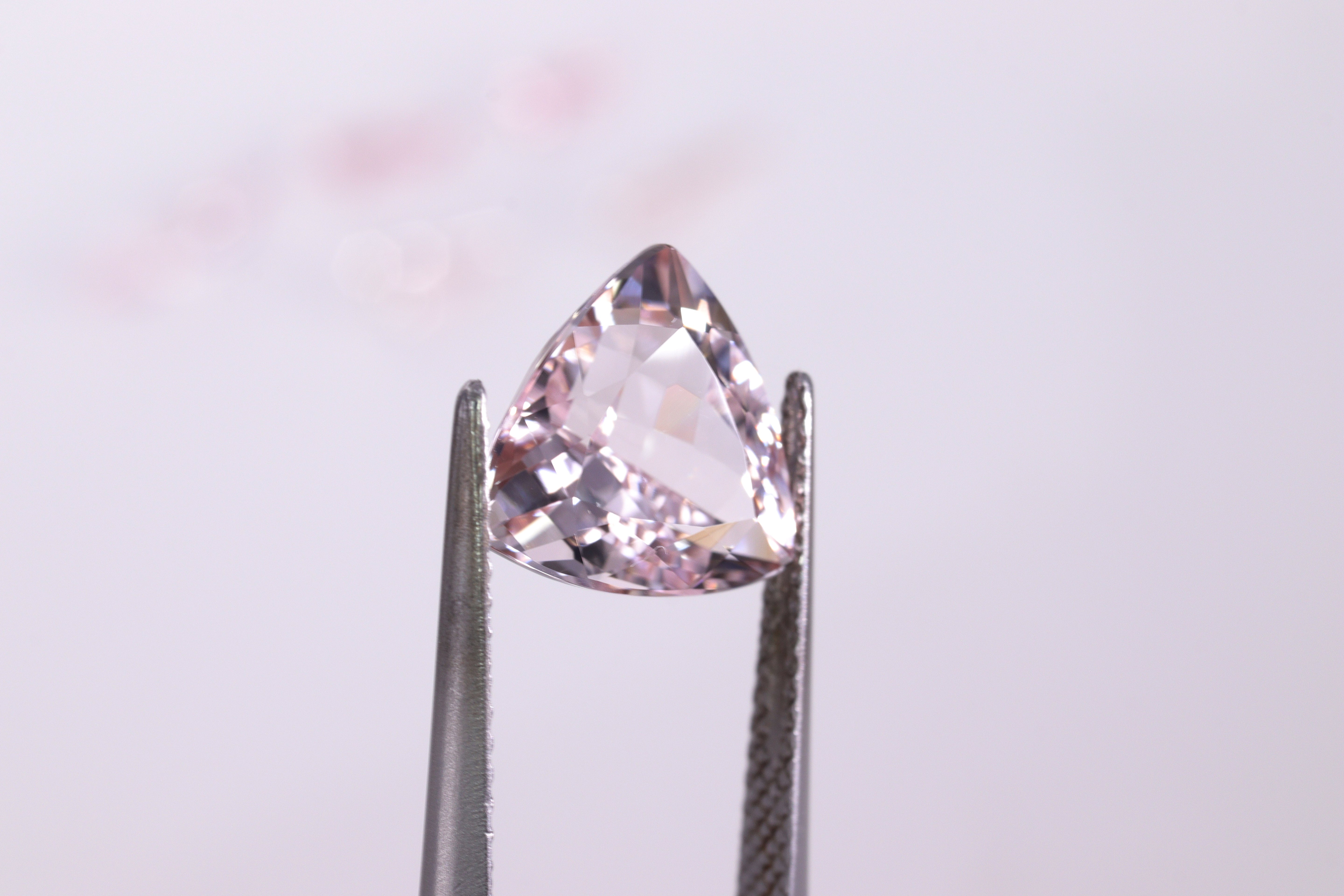 モルガナイト 3.28ct