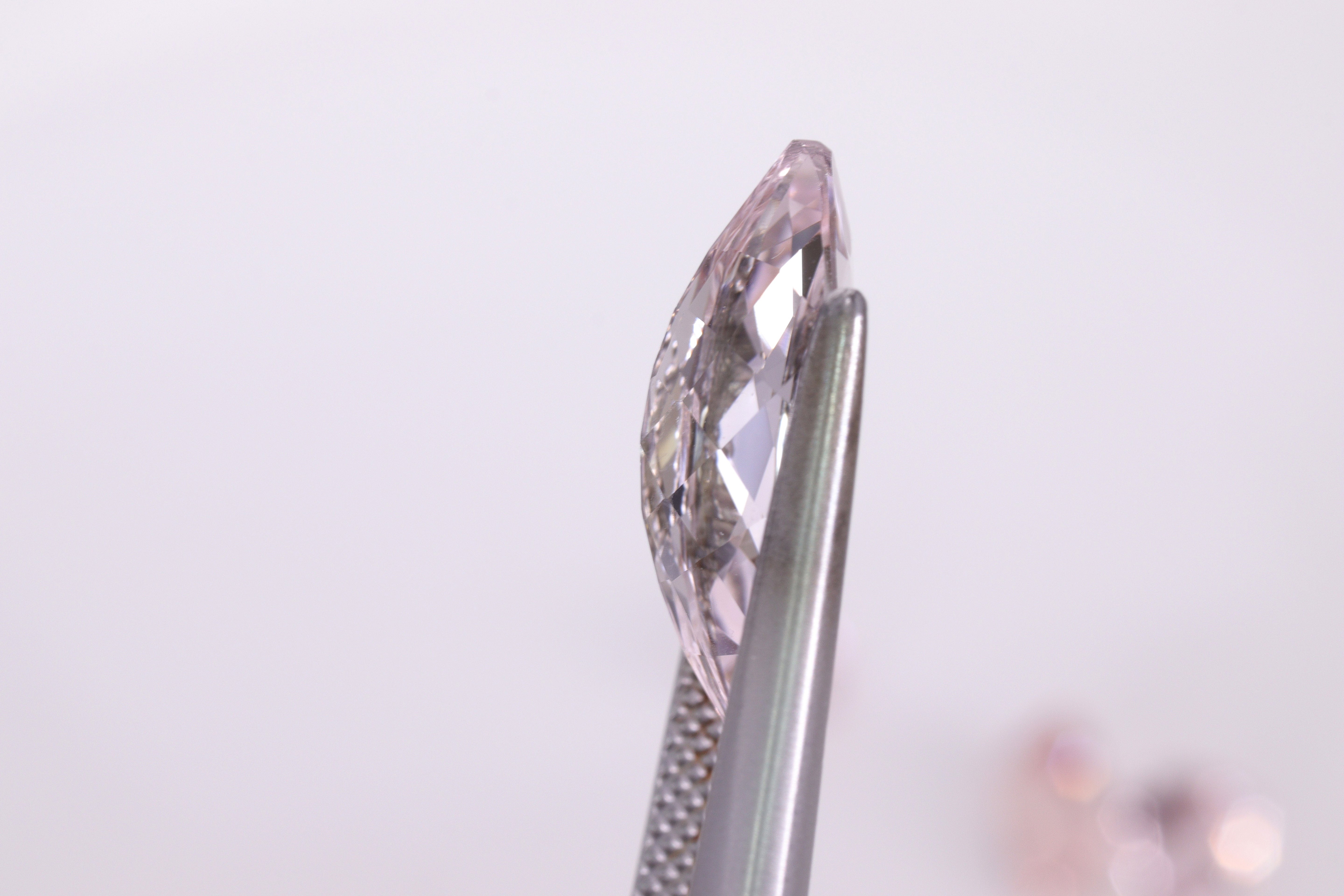 モルガナイト 4.01ct