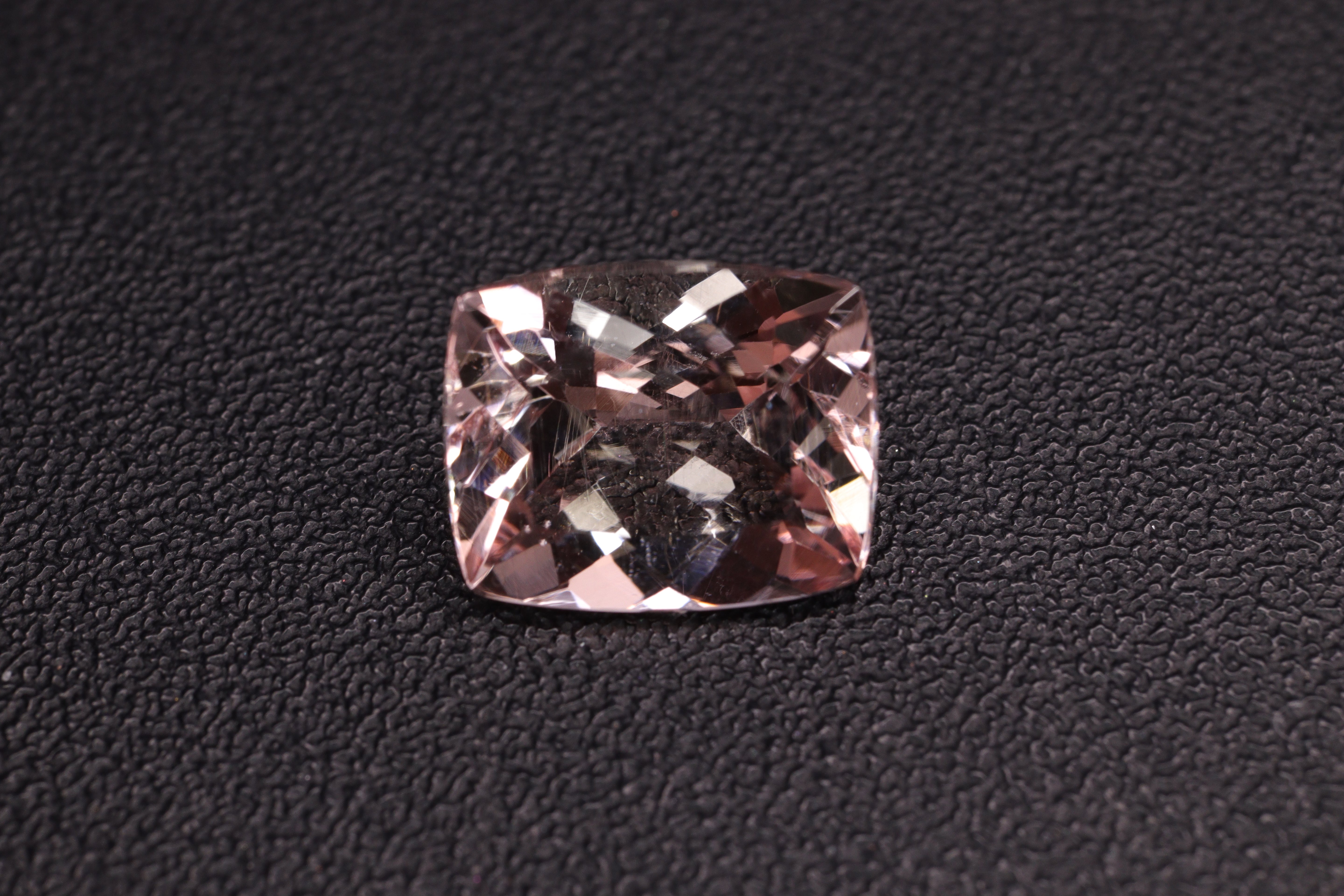 モルガナイト3.68ct