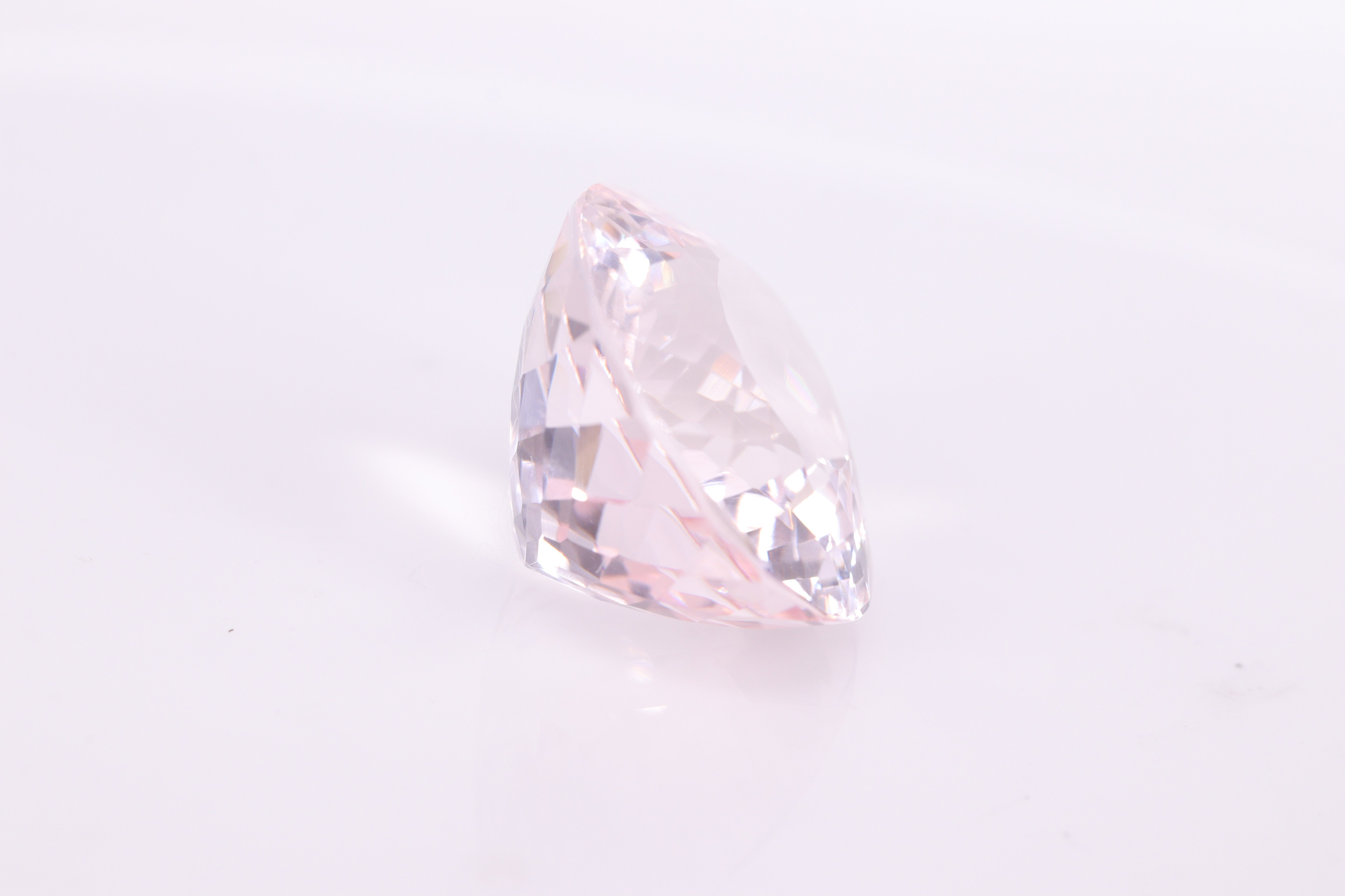 モルガナイト 24.34ct