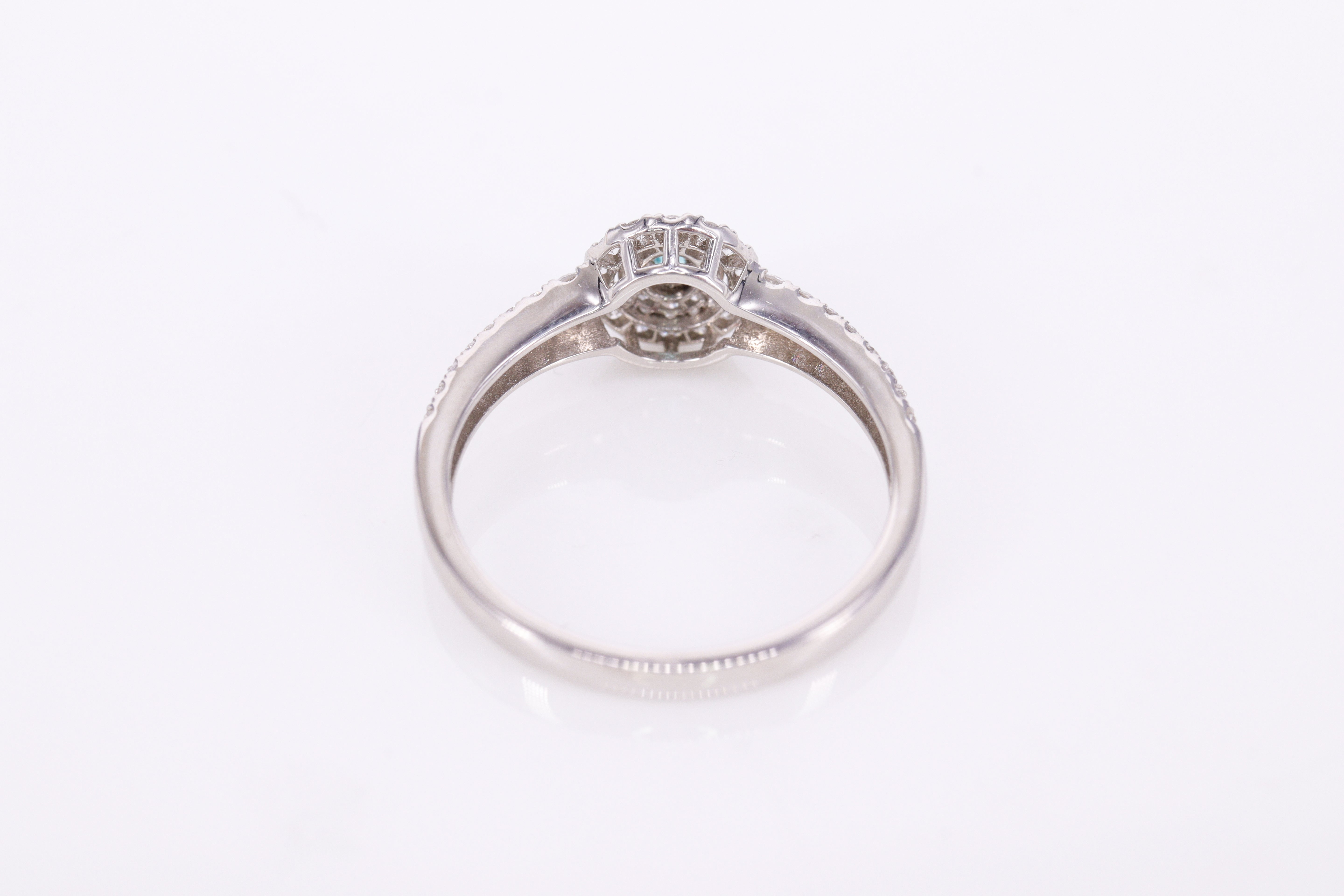 50%OFF パライバトルマリン<BR>Pt900 リング