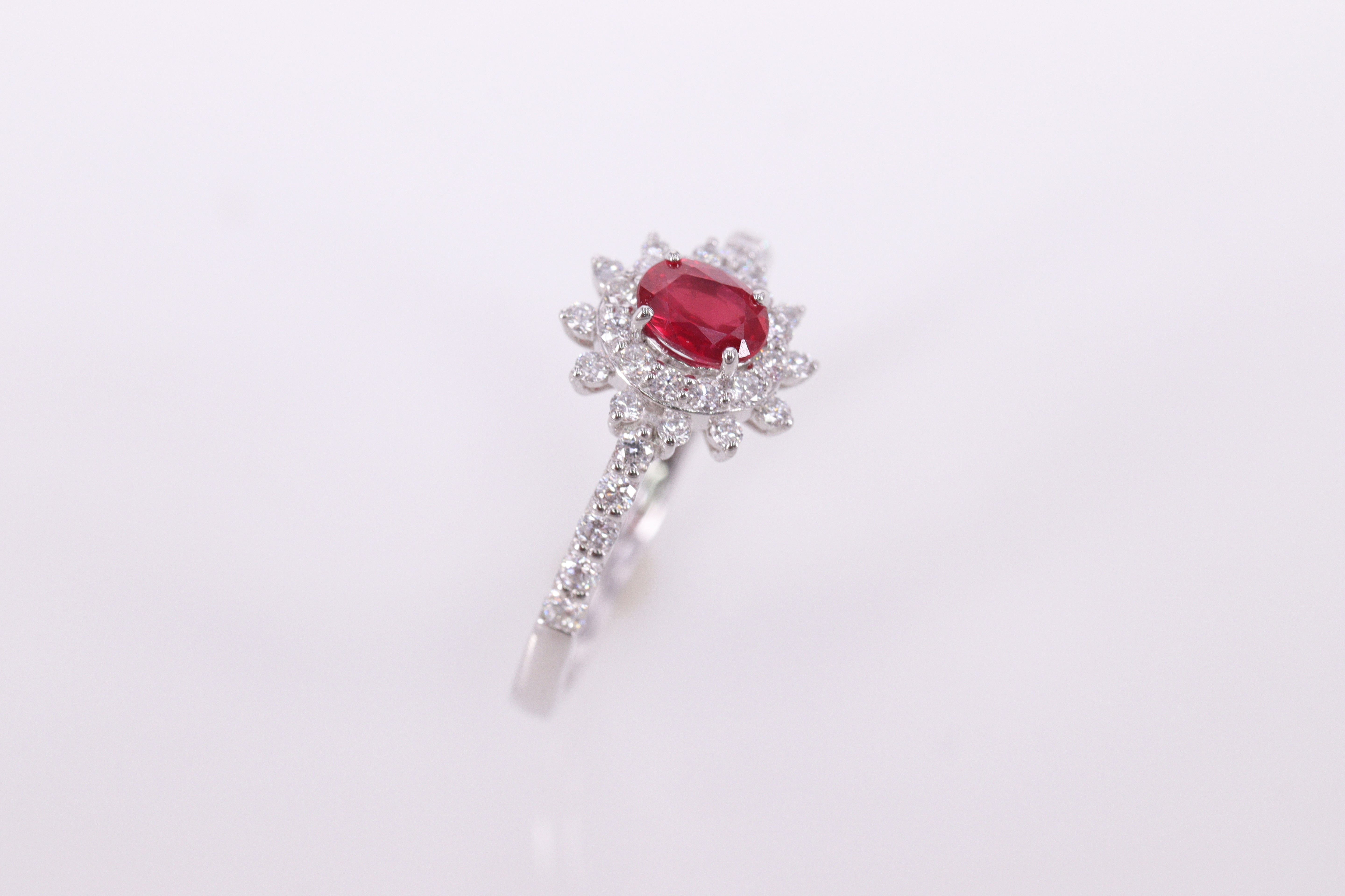 50％OFF ルビー/ダイヤモンド Pt リング