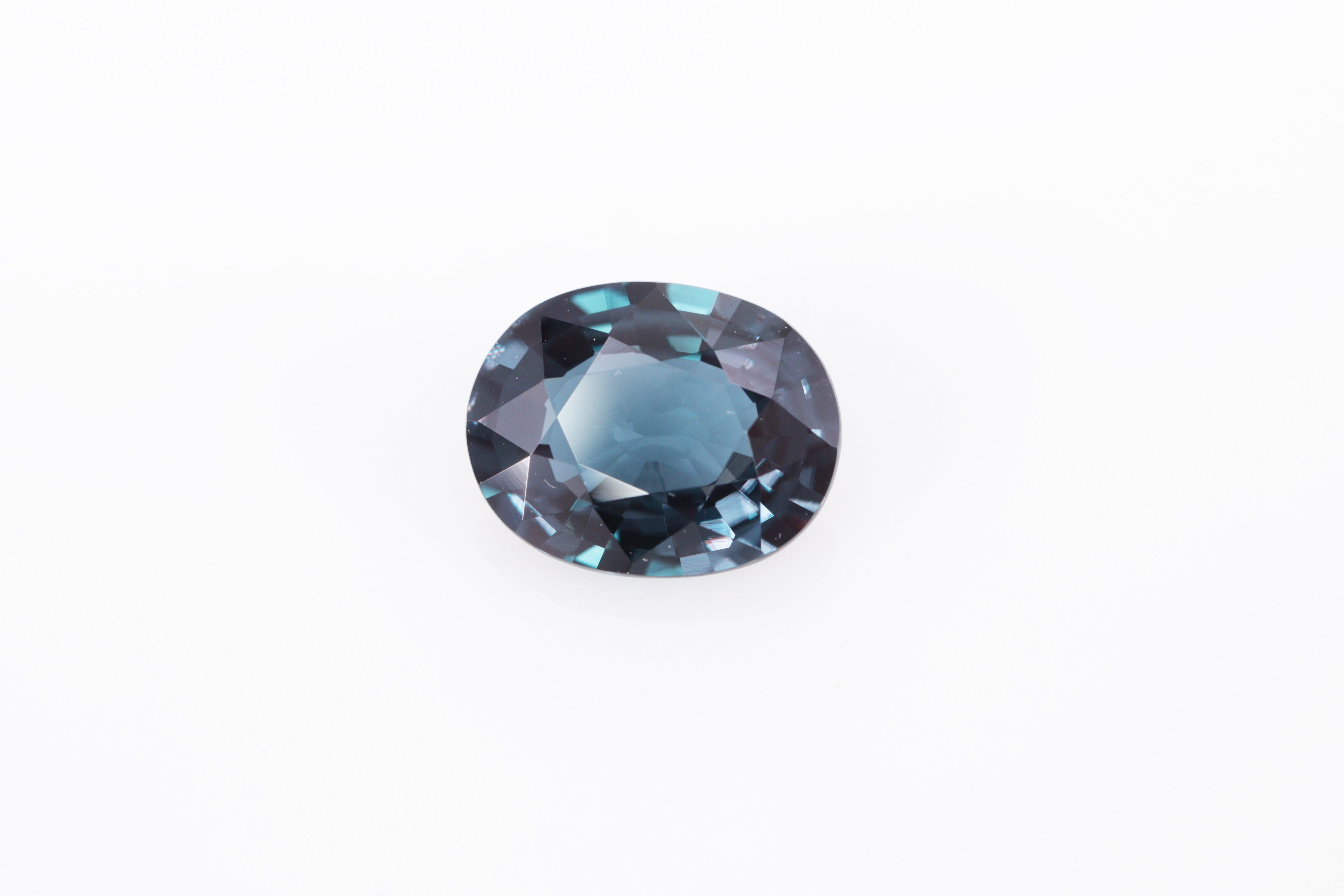 カラーチェンジガーネット（ベキリー） 1.337ct