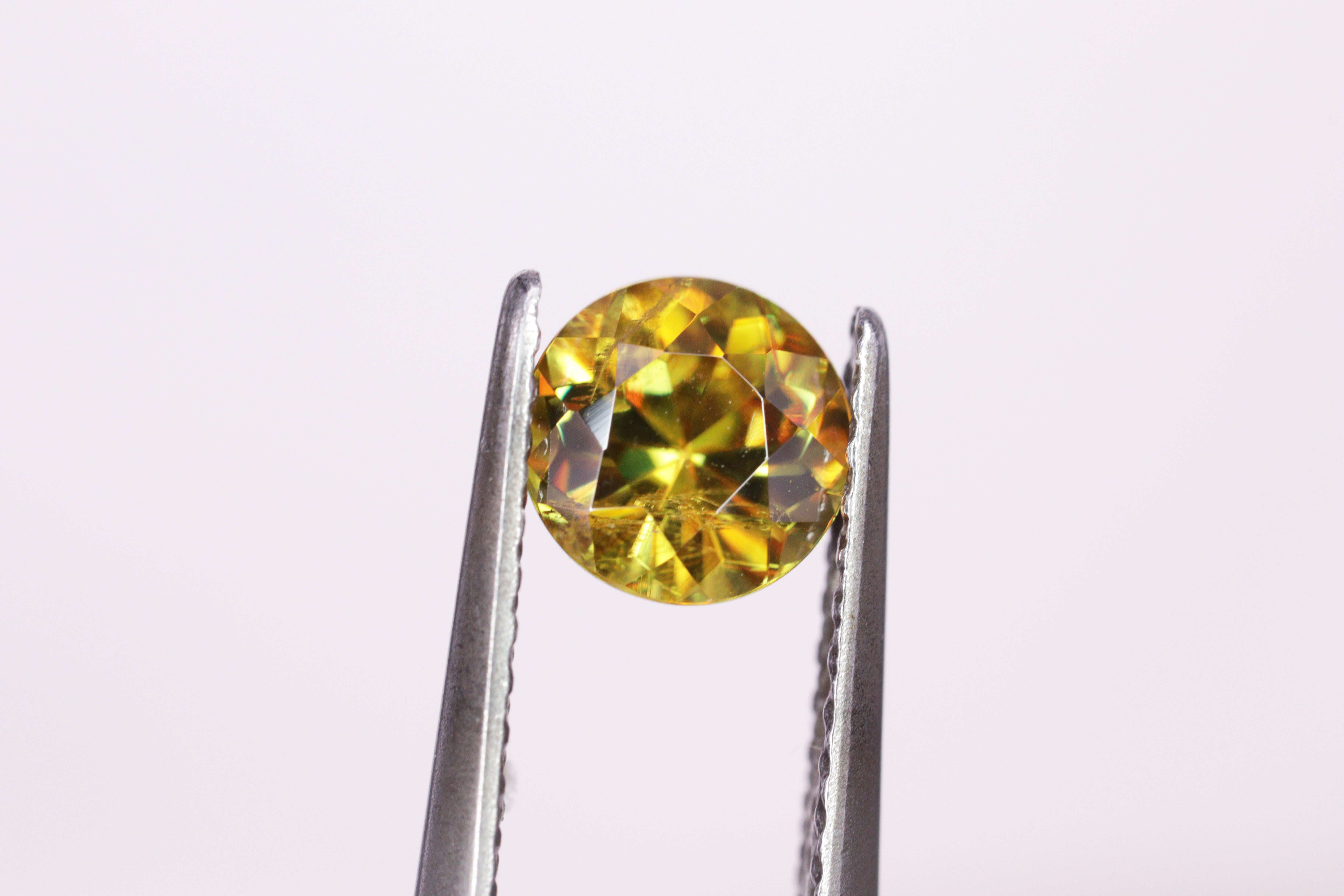クロムスフェーン 1.85ct