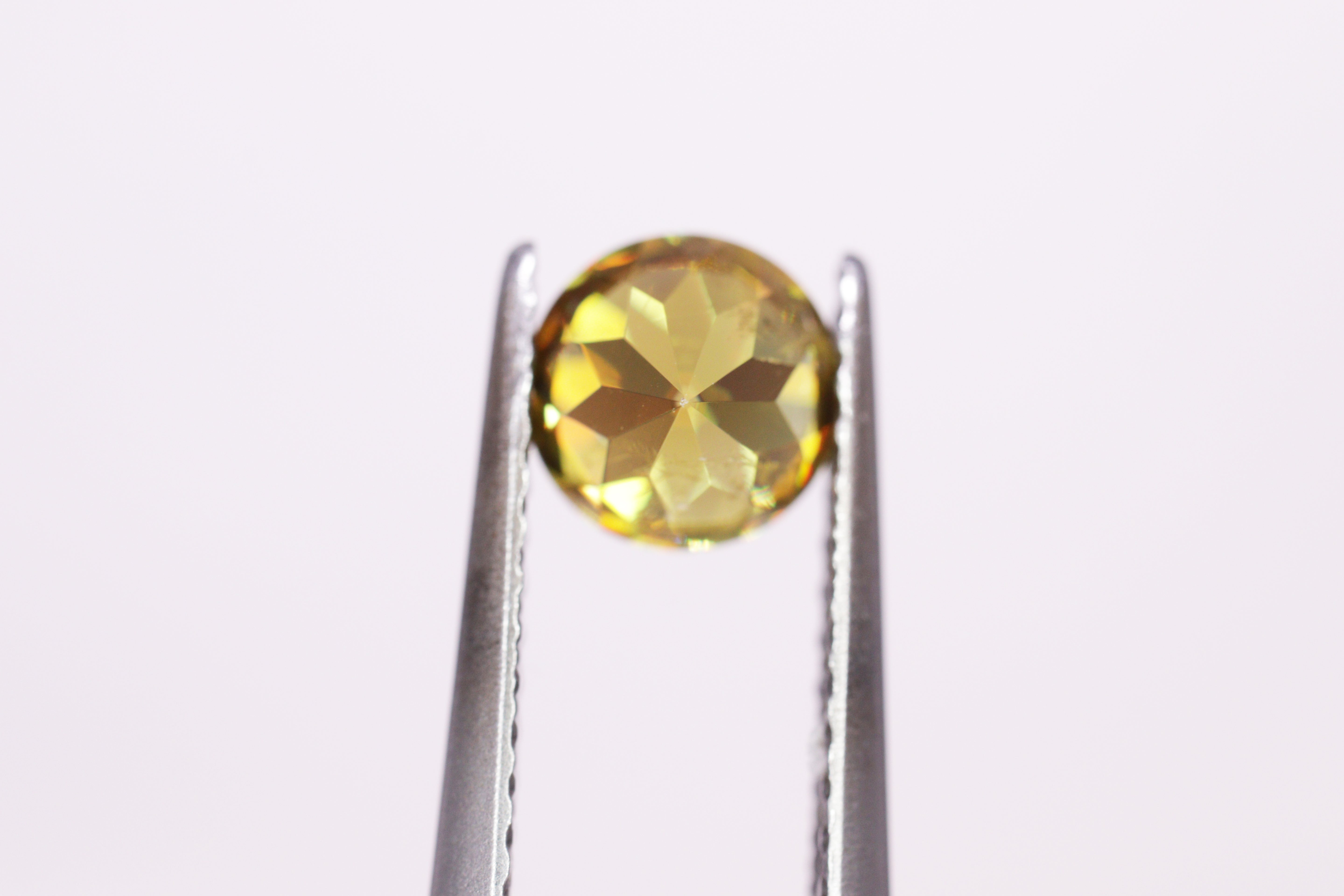 クロムスフェーン 1.85ct