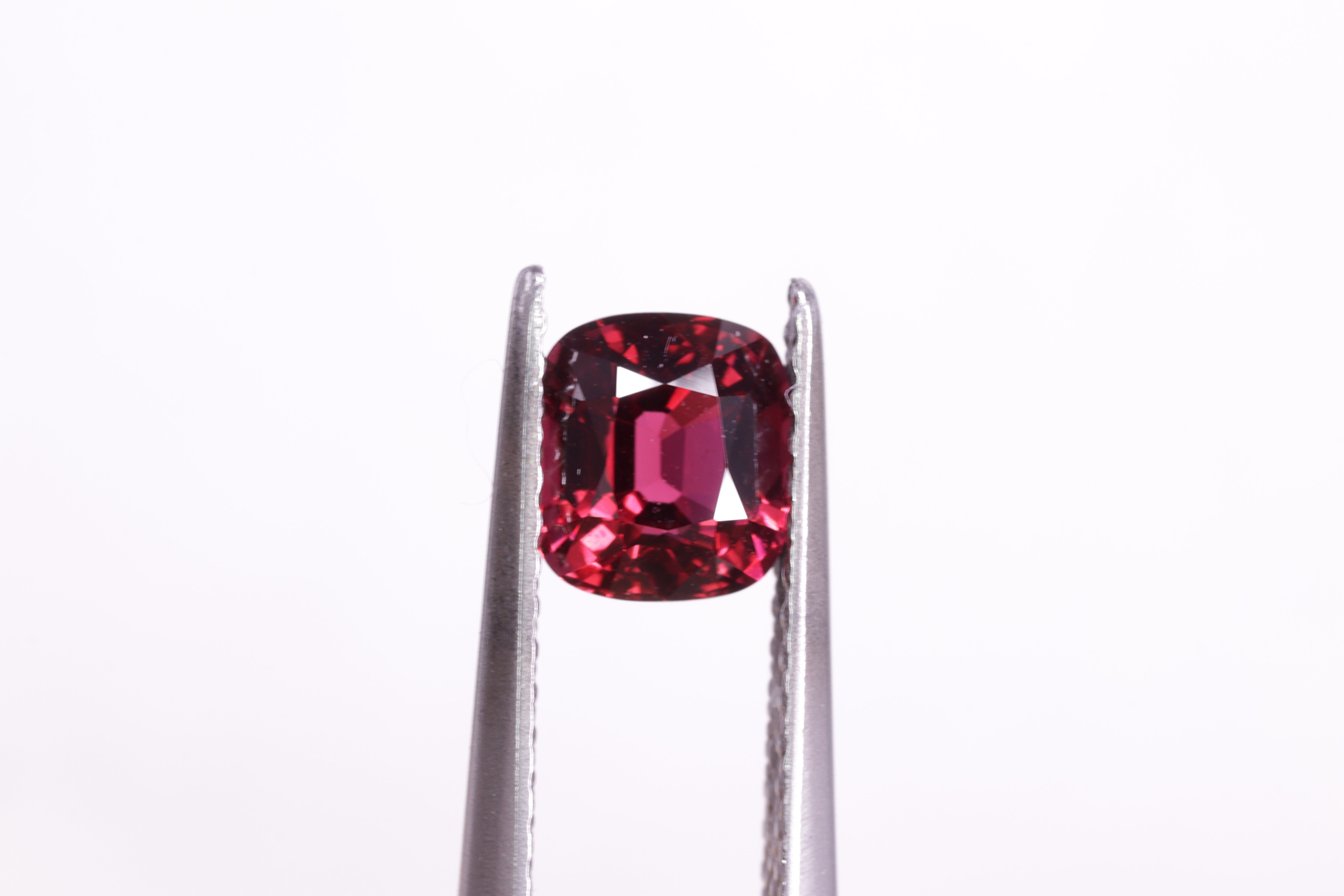 ジェダイスピネル 1.02ct