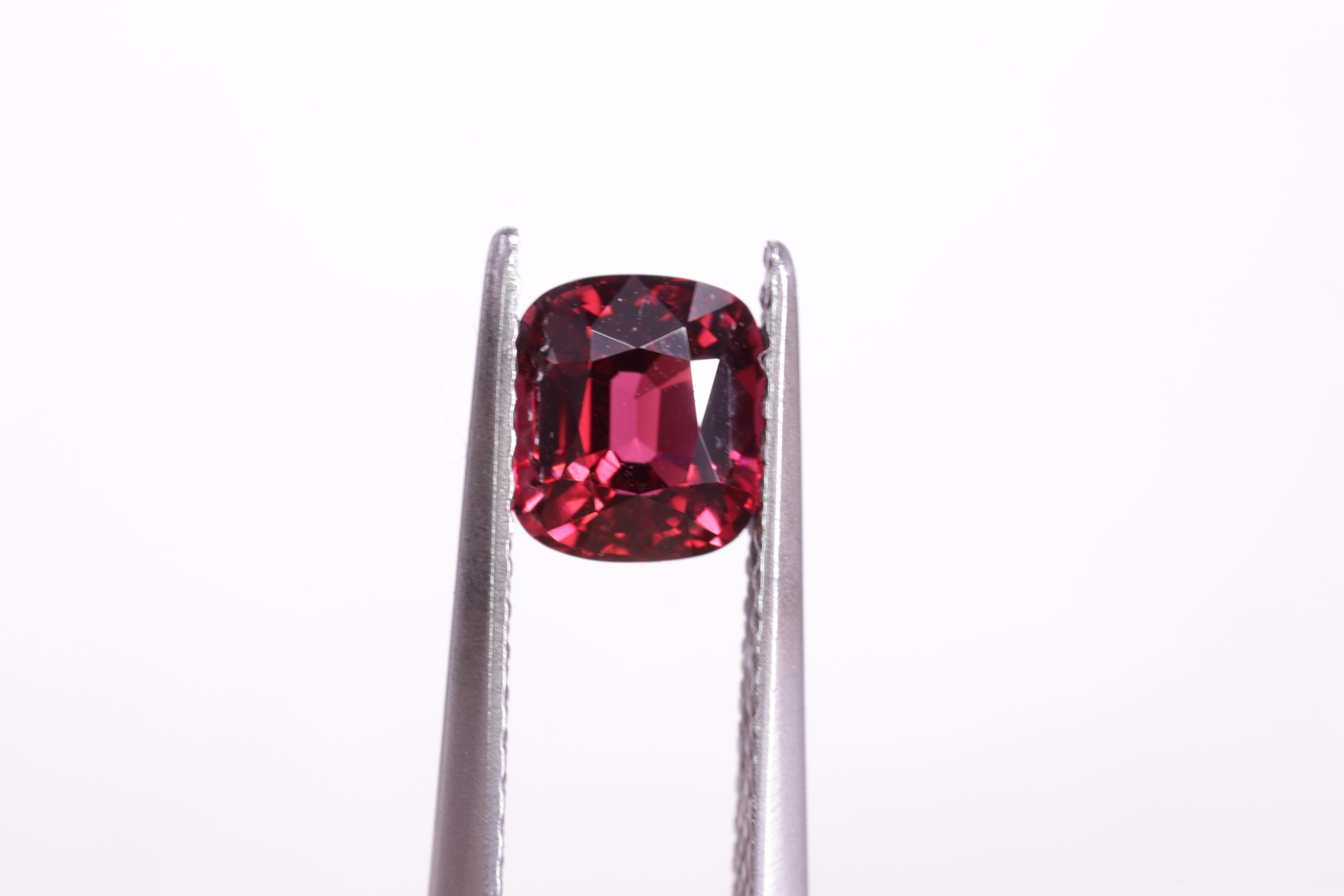 ジェダイスピネル 1.02ct