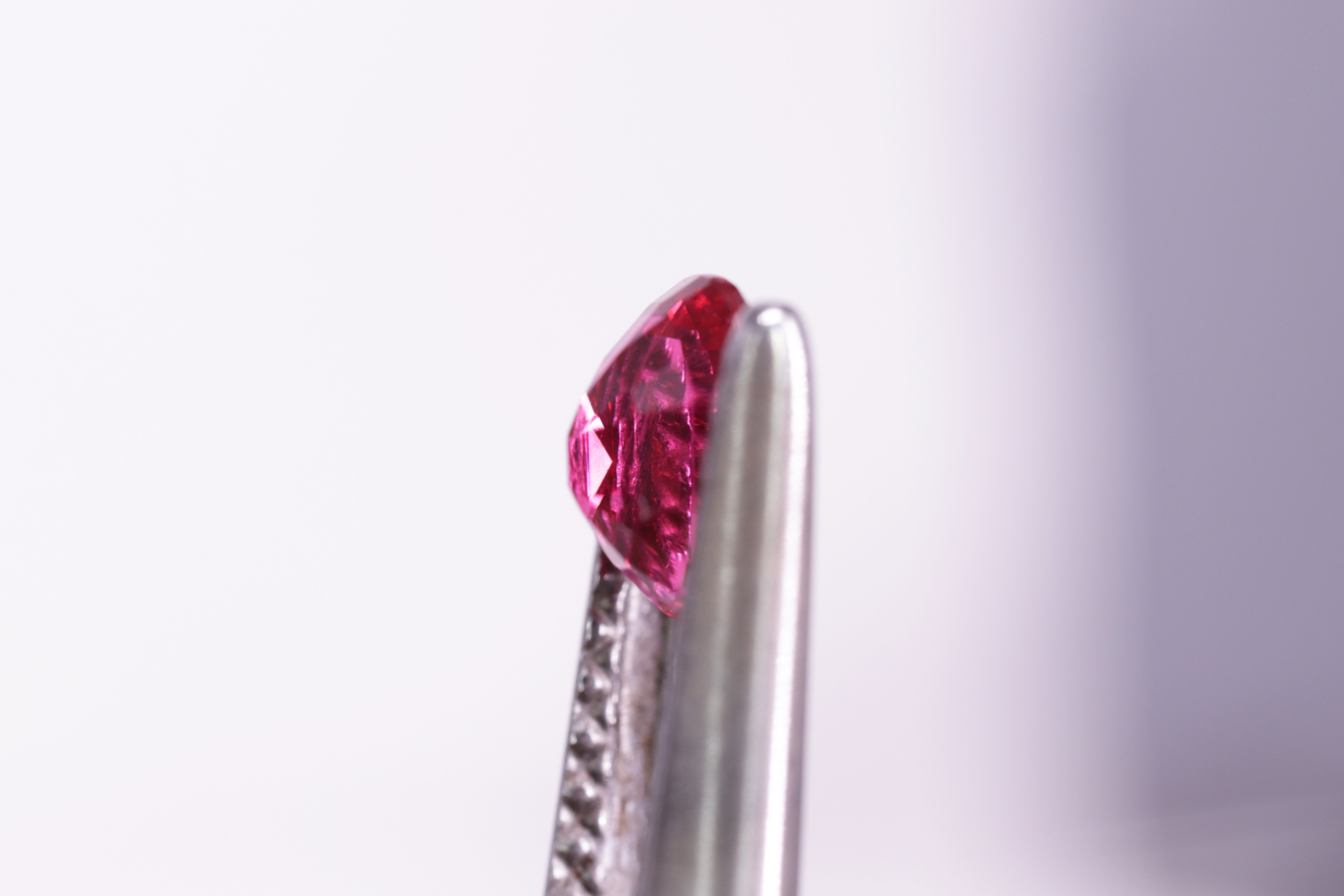 ジェダイスピネル 0.55ct