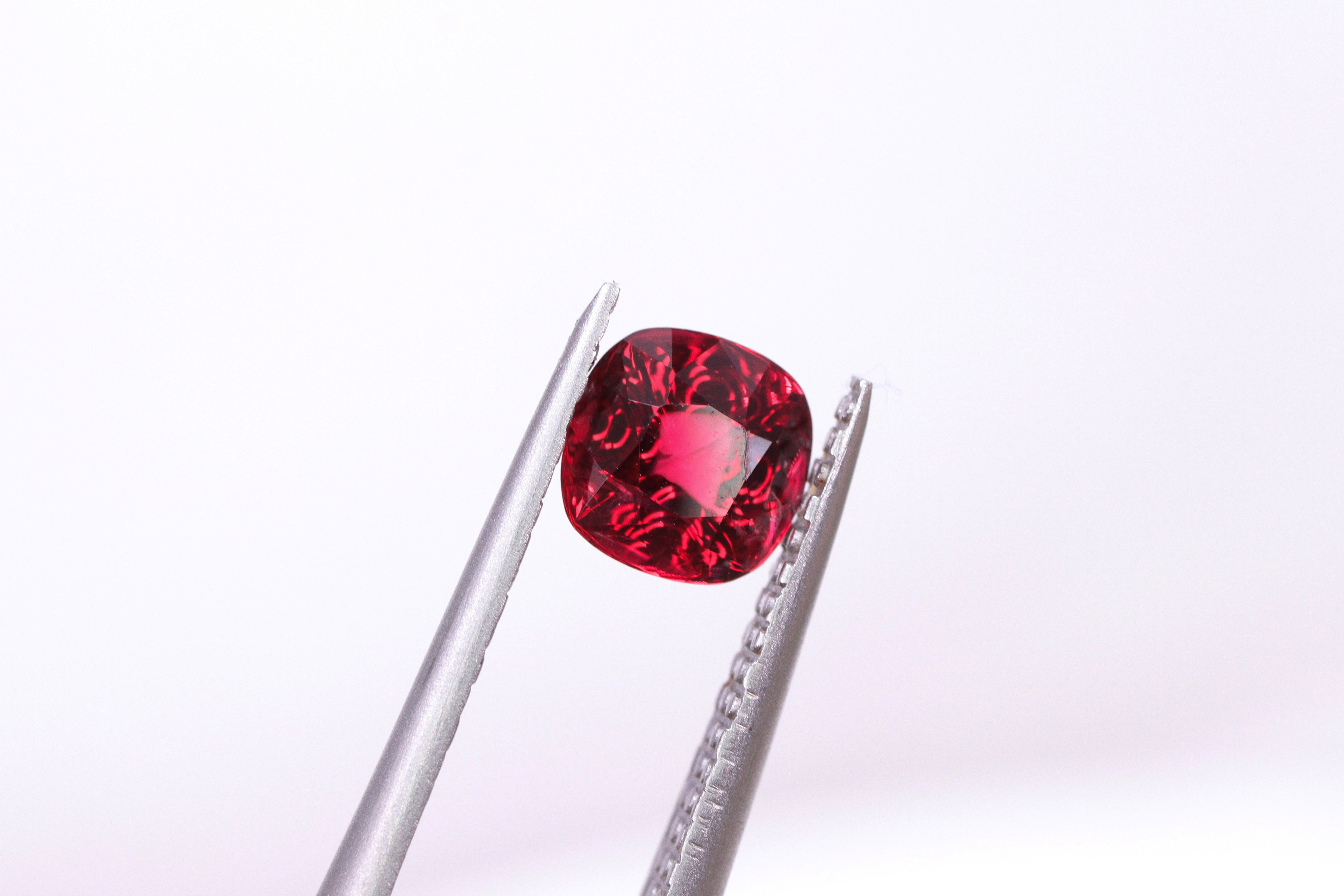 ☆おすすめ品☆レッドスピネル 0.64ct