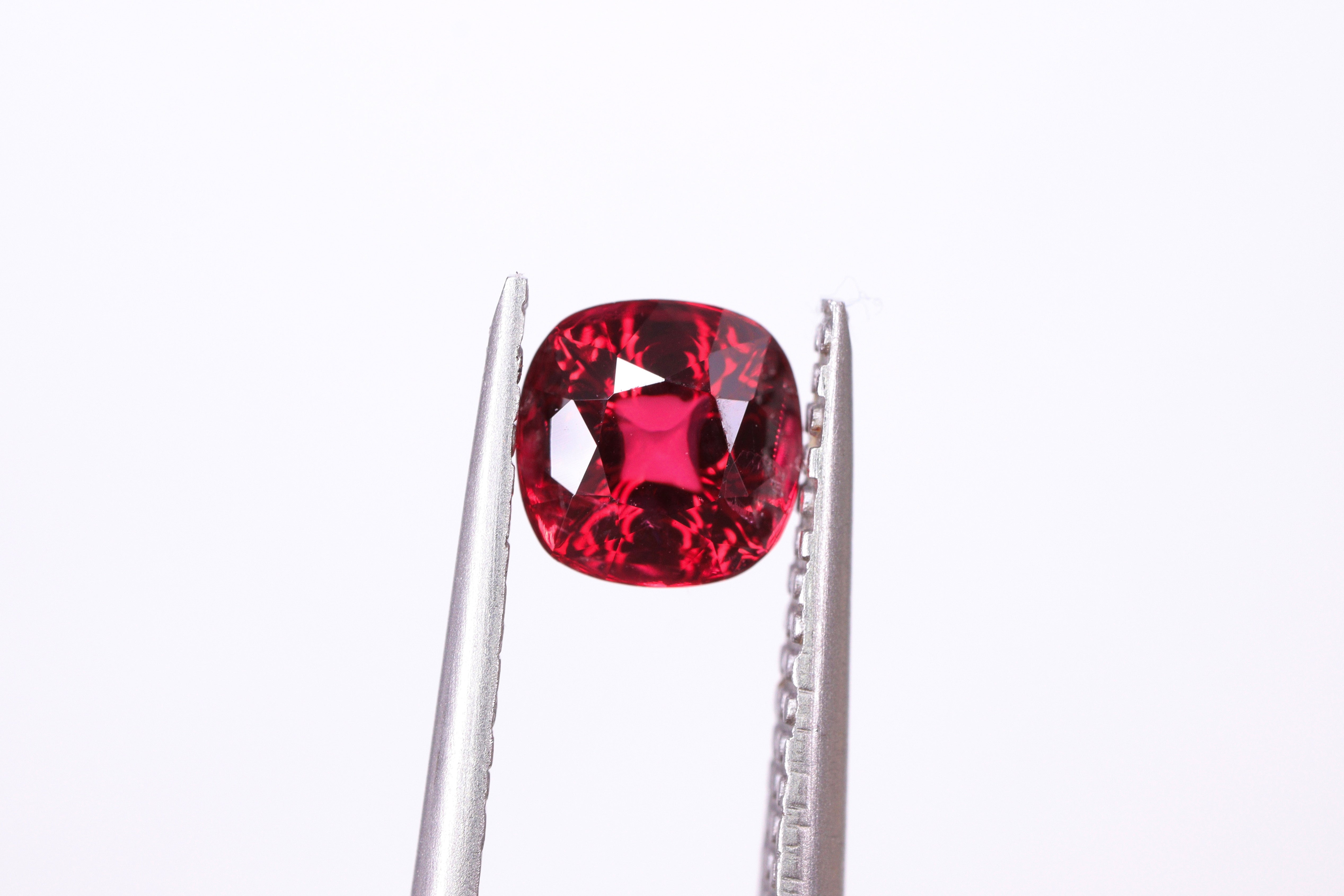 ☆おすすめ品☆レッドスピネル 0.64ct