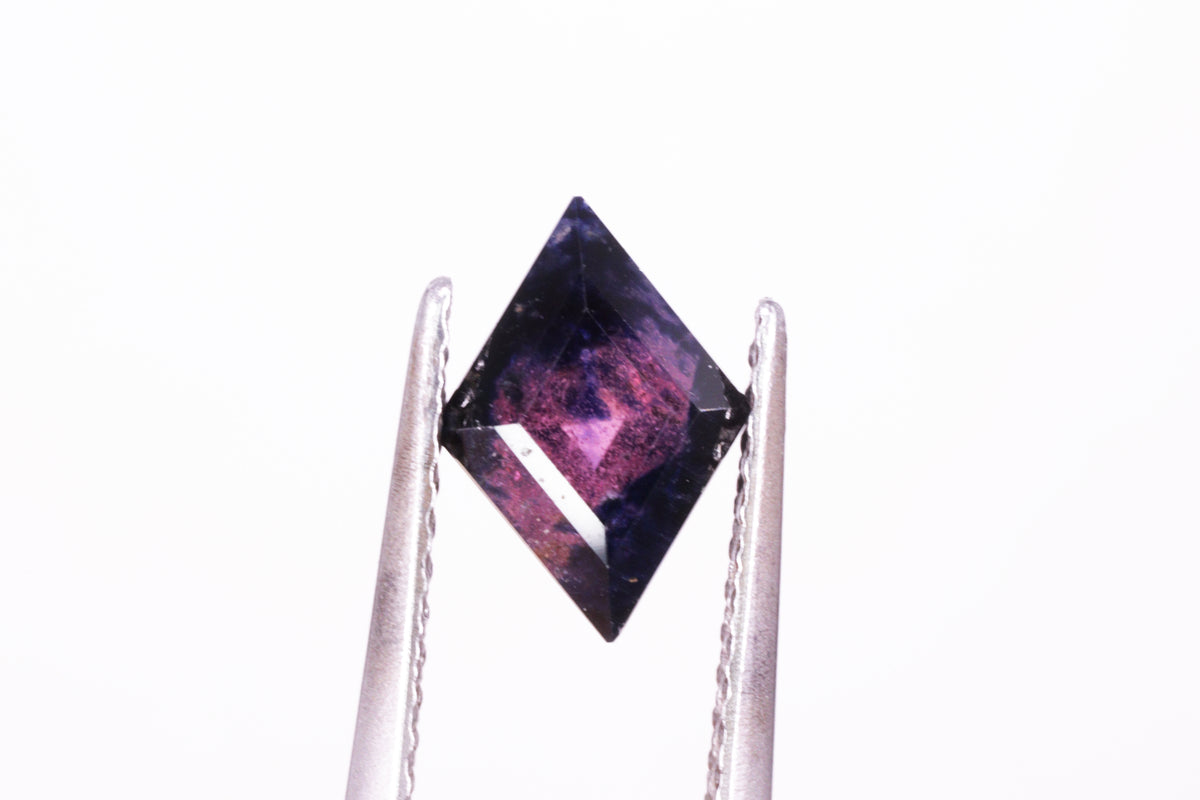 ☆希少なひし形☆ウィンザーサファイア 1.08ct