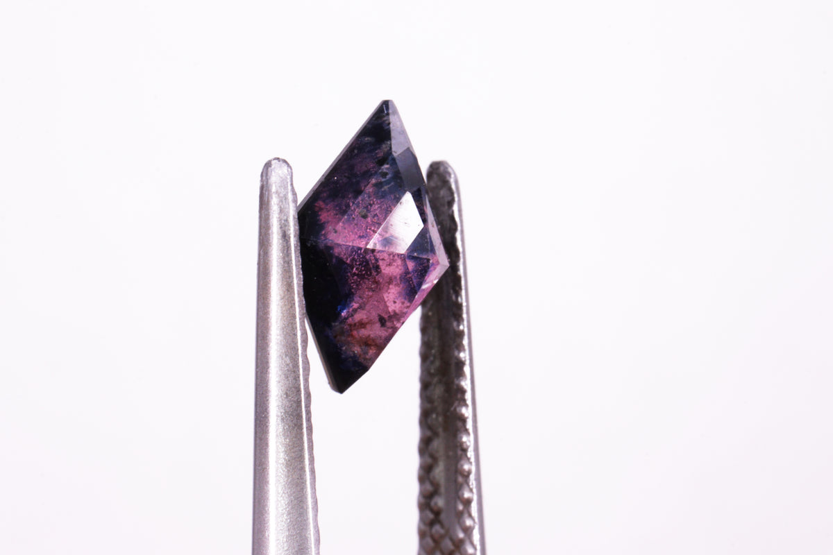 ☆希少なひし形☆ウィンザーサファイア 1.08ct
