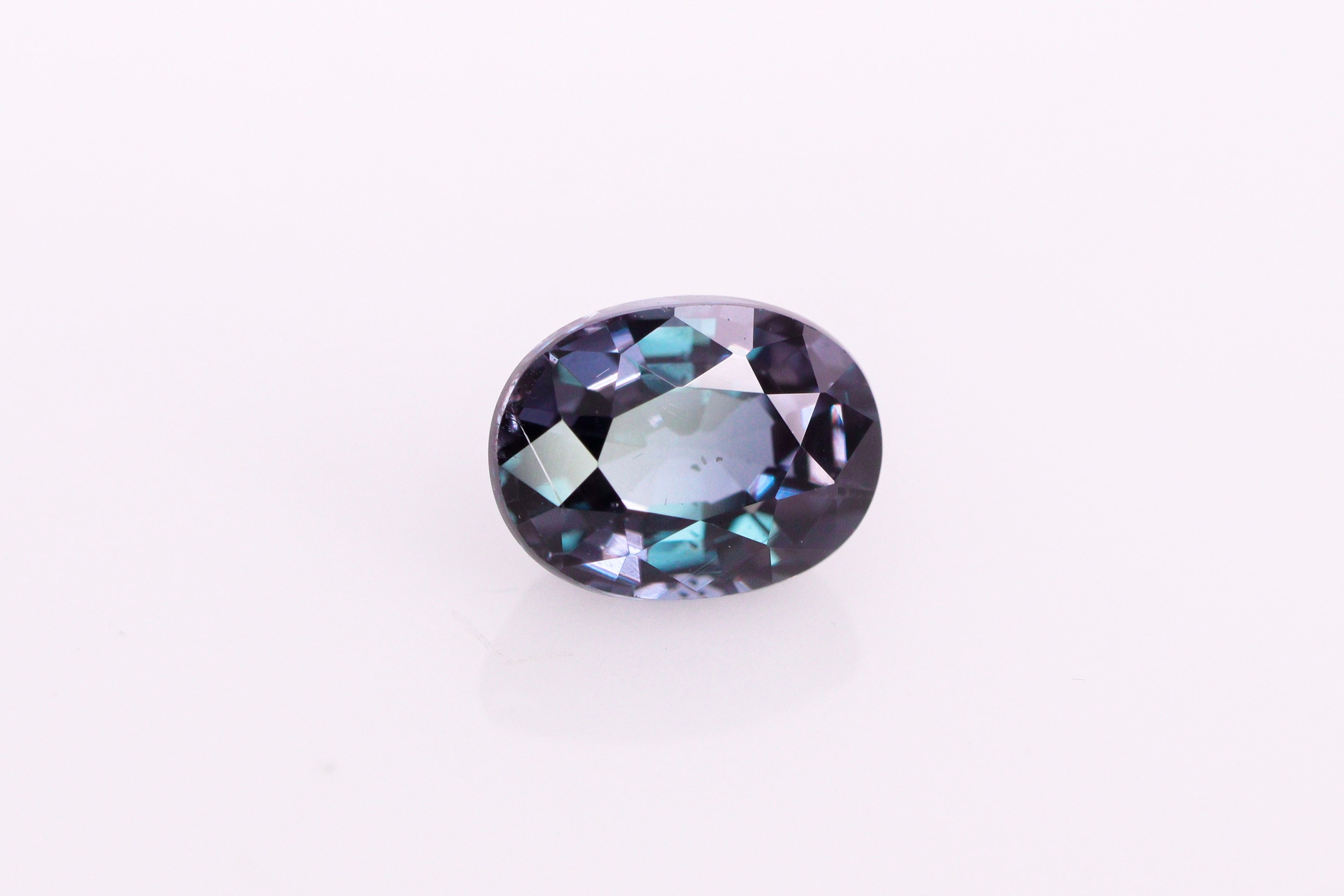 ☆ベキリーブルー☆カラーチェンジガーネット 0.63ct